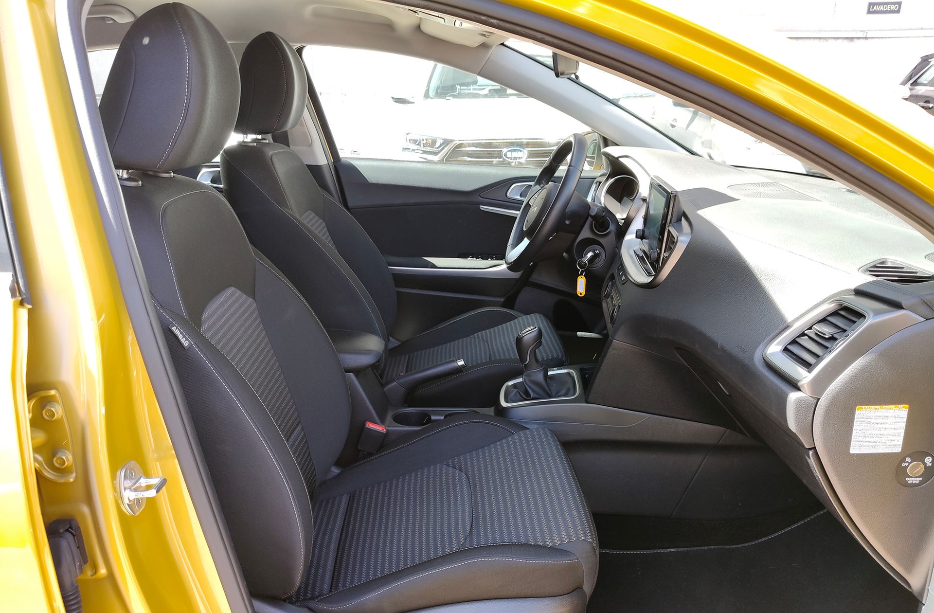 Kia XCeed 1.5 MHEV iMT Drive - foto 18