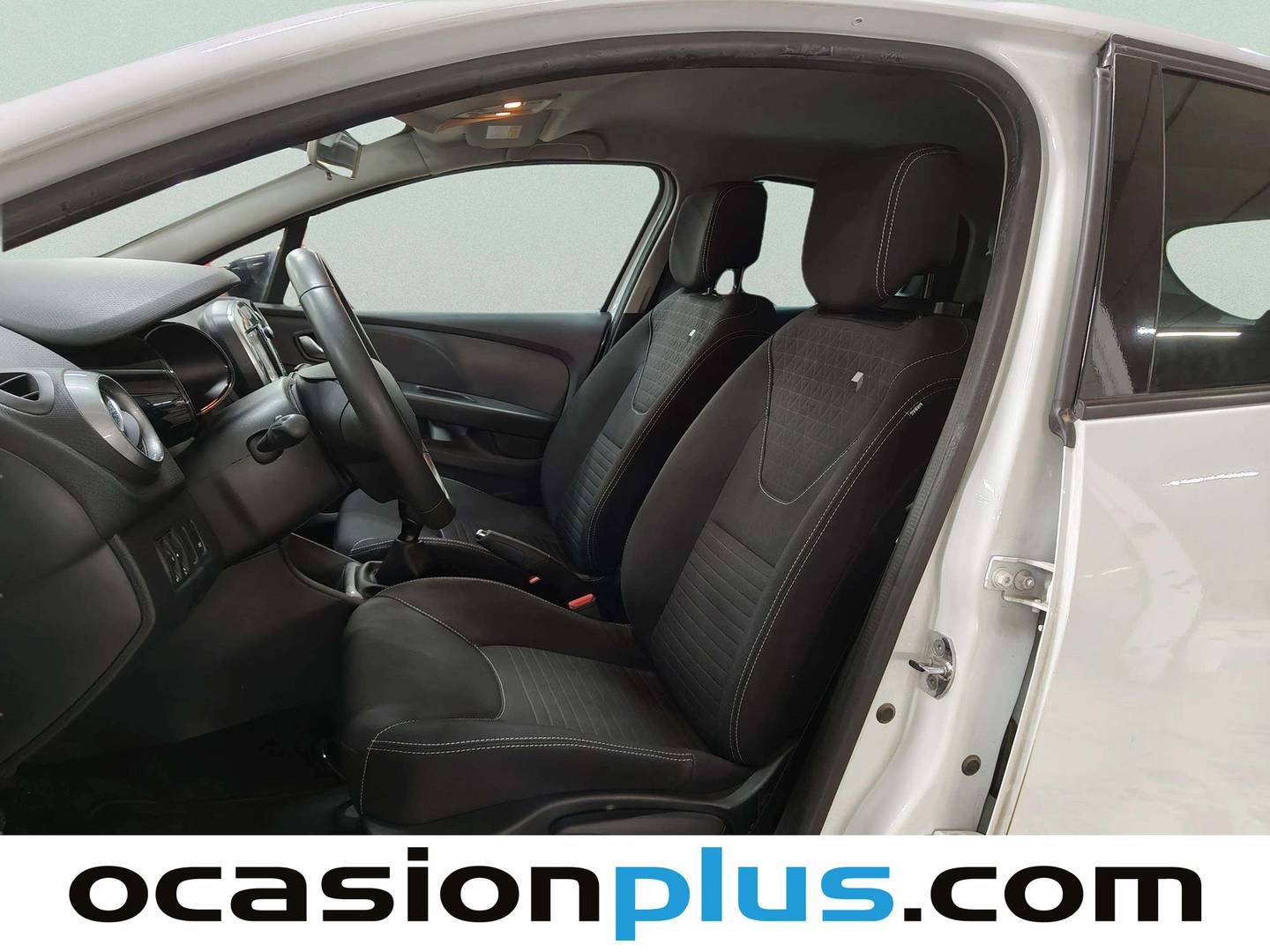 Foto asientos delanteros Renault Clio Renault Clio Limited Energy TCe (90 CV)