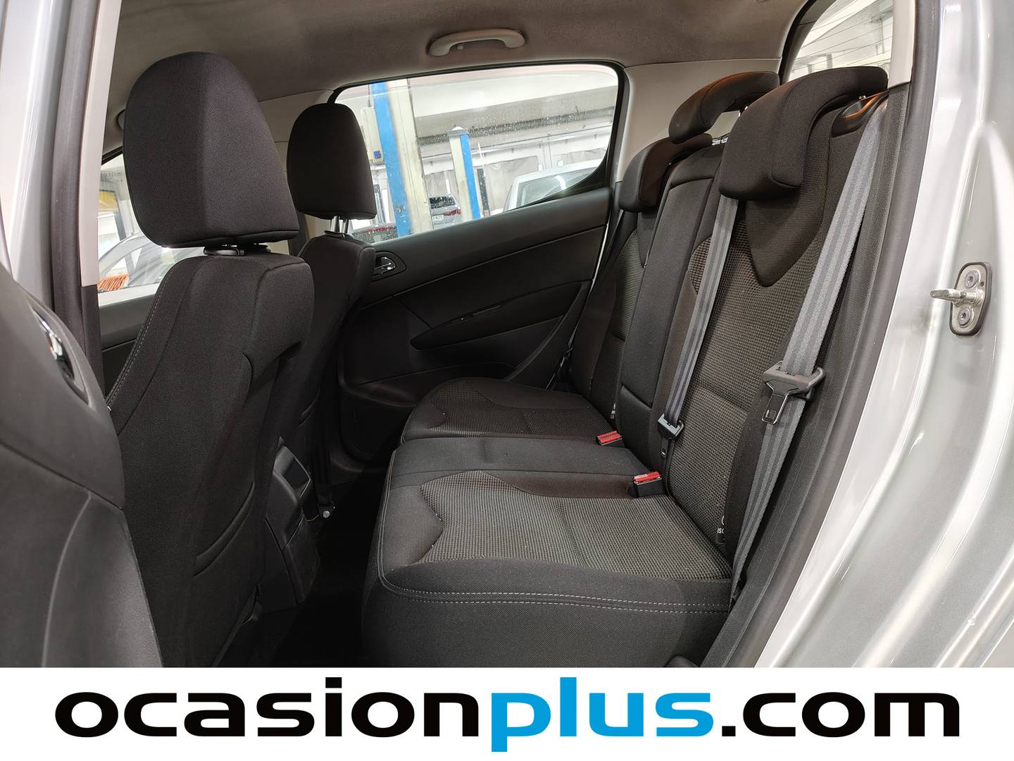 Foto delantera Peugeot 308 Peugeot 308 1.6 VTi Active (120 CV) derecha