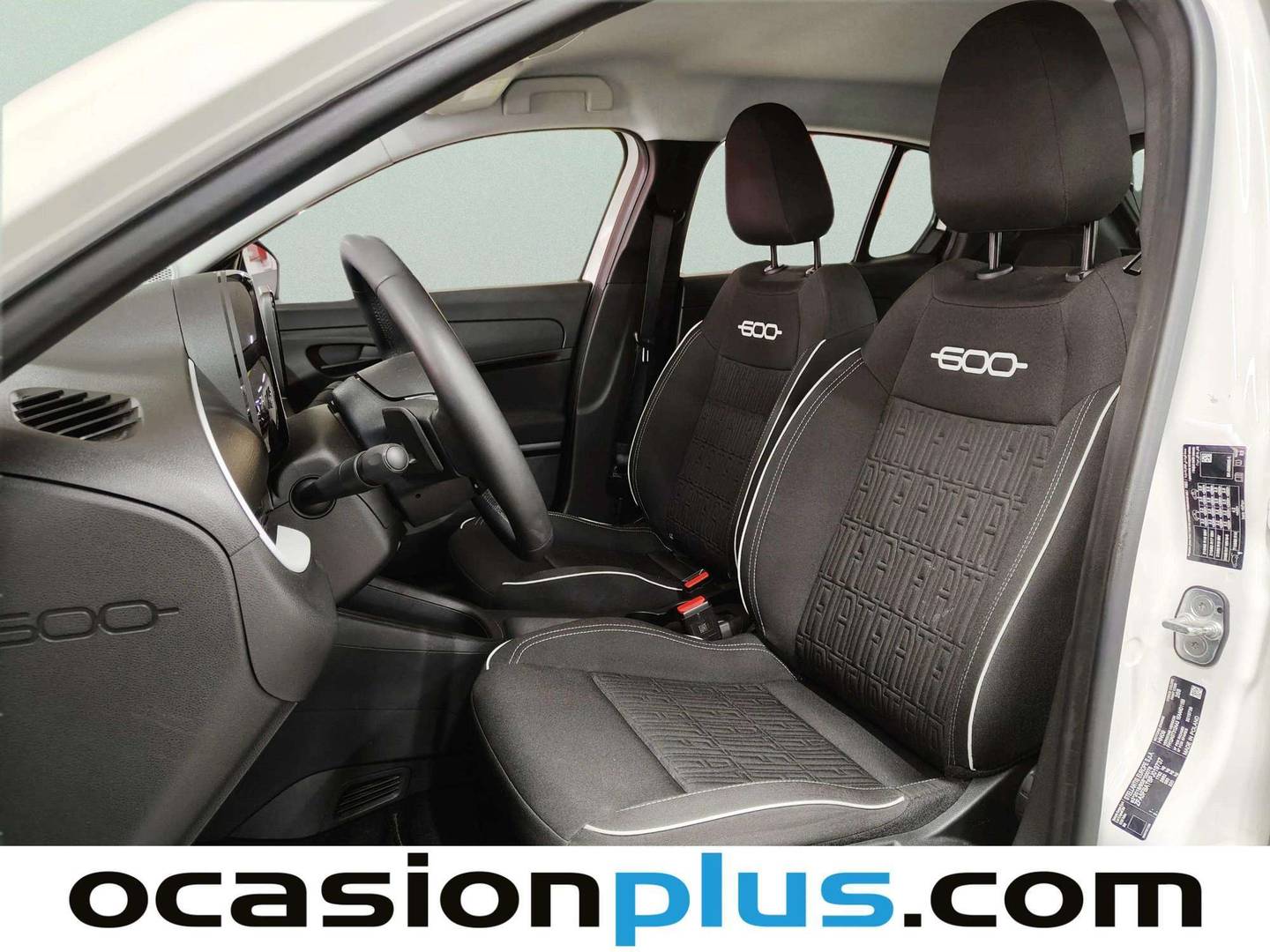 Foto asientos delanteros Fiat 600 Fiat 600 1.2 MHEV DDCT (100 CV)