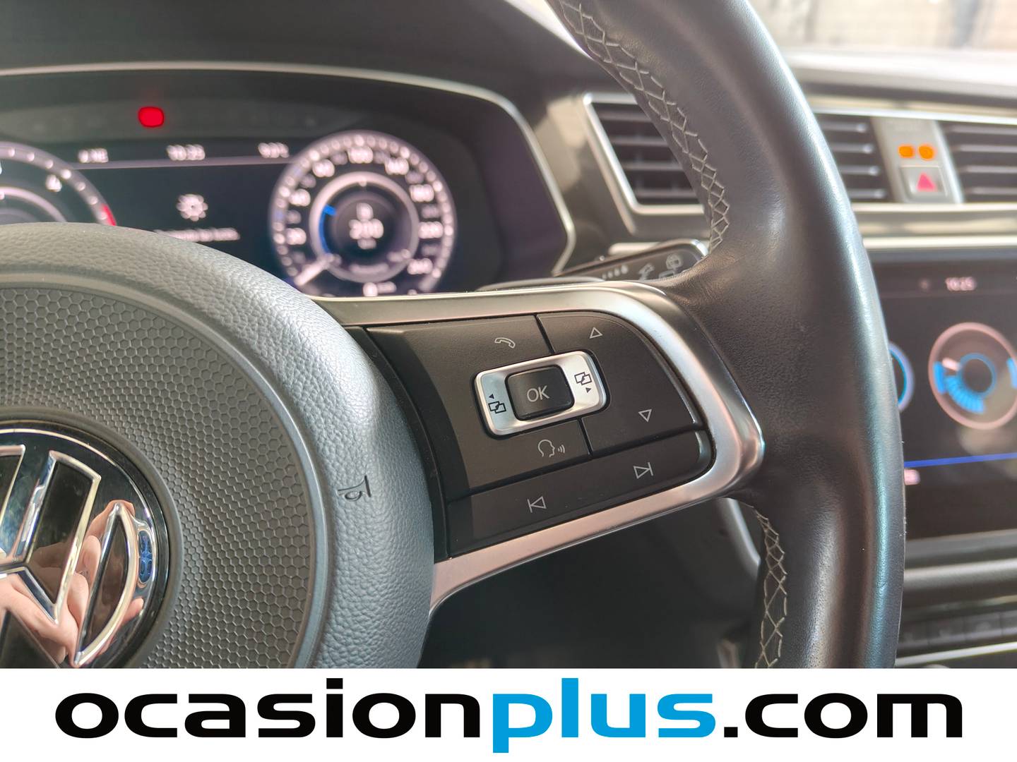 Volkswagen Tiguan Volkswagen Tiguan Sport 2.0 TDI (150 CV) DSG Pack R-Line diésel