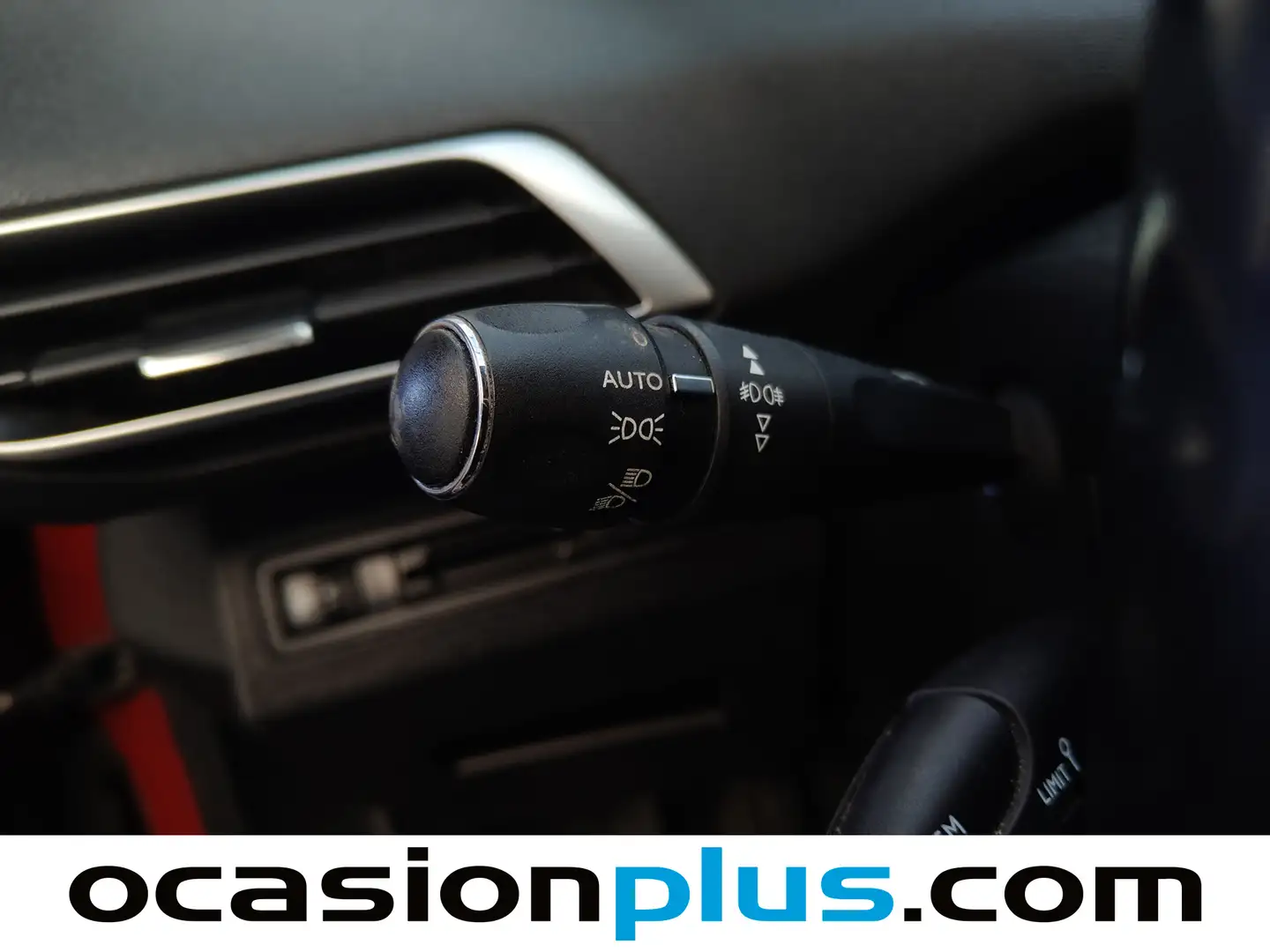 Foto Peugeot 3008 Peugeot 3008 BlueHDI 130 S&S Allure (130 CV)