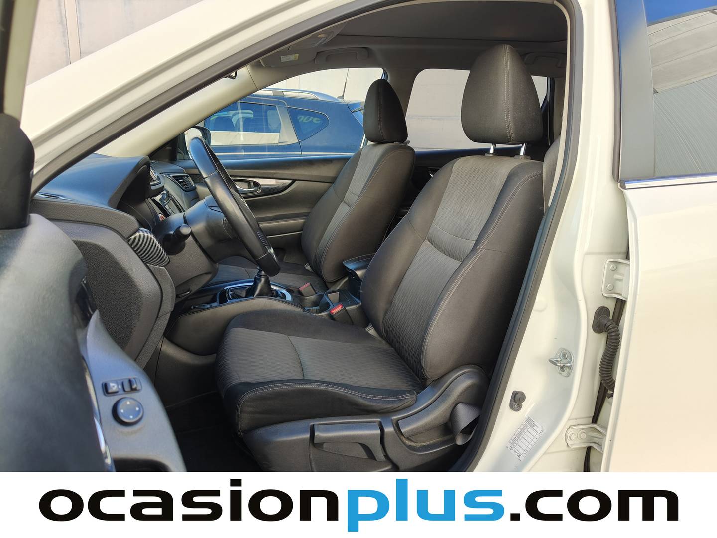 Foto asientos delanteros Nissan X-TRAIL Nissan X-Trail 1.6 DIG-T N-Connecta 4x2 (163 CV)