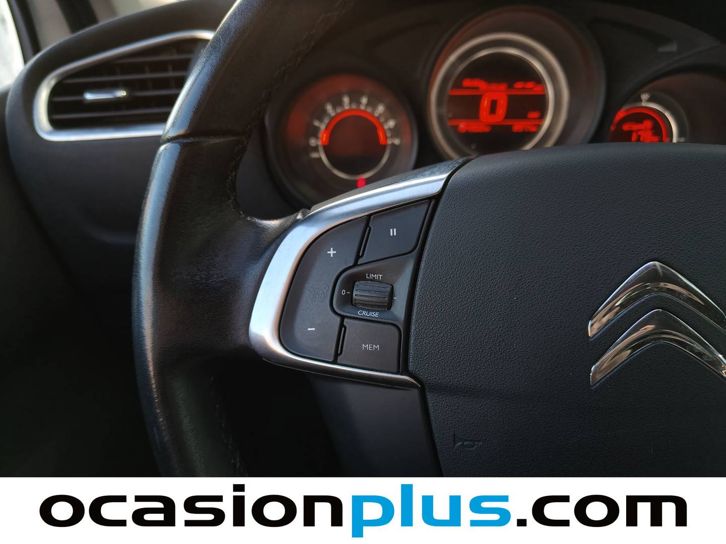 Foto Citroën C4 Citroen C4 PureTech 110 Live Edition (110 CV)