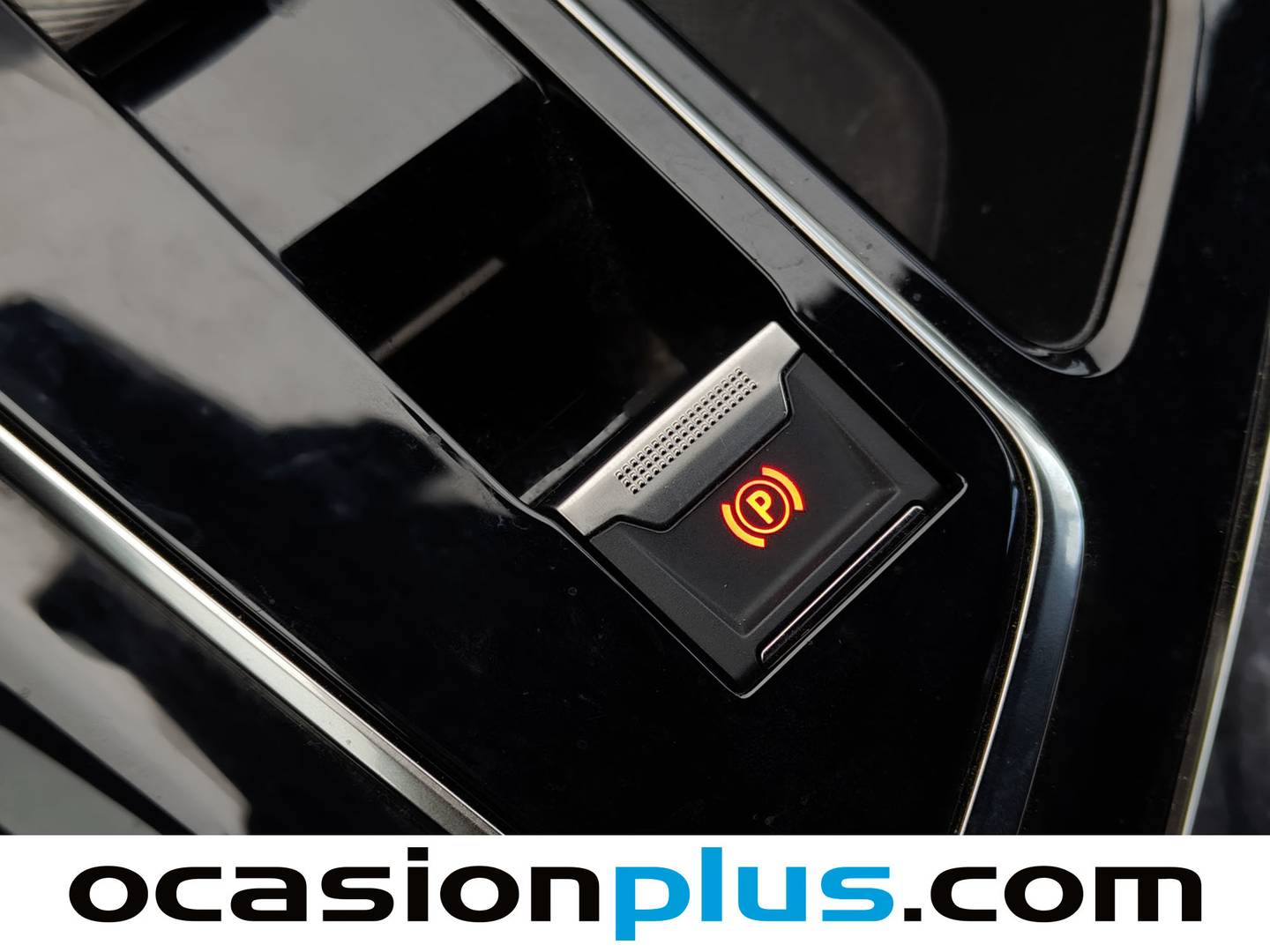 Foto Peugeot 3008 Peugeot 3008 PureTech 130 S&S GT EAT8 (130 CV)