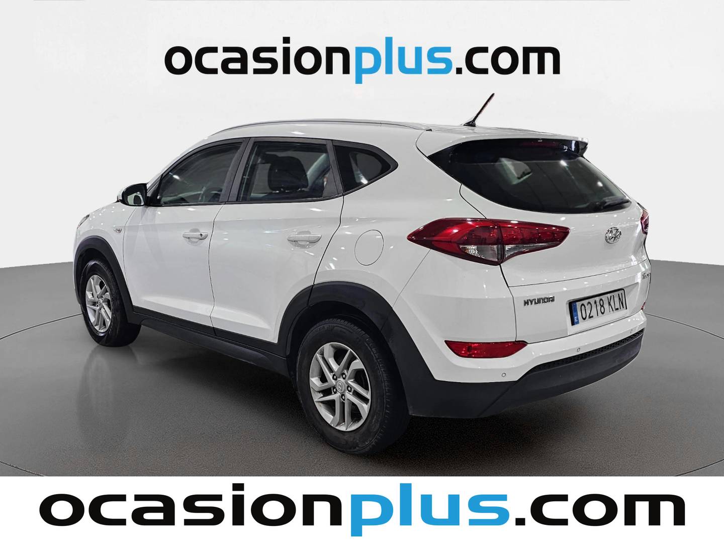 Foto trasera Hyundai Tucson Hyundai Tucson 1.7 CRDI BlueDrive Essence 4x2 (115 CV) izquierda