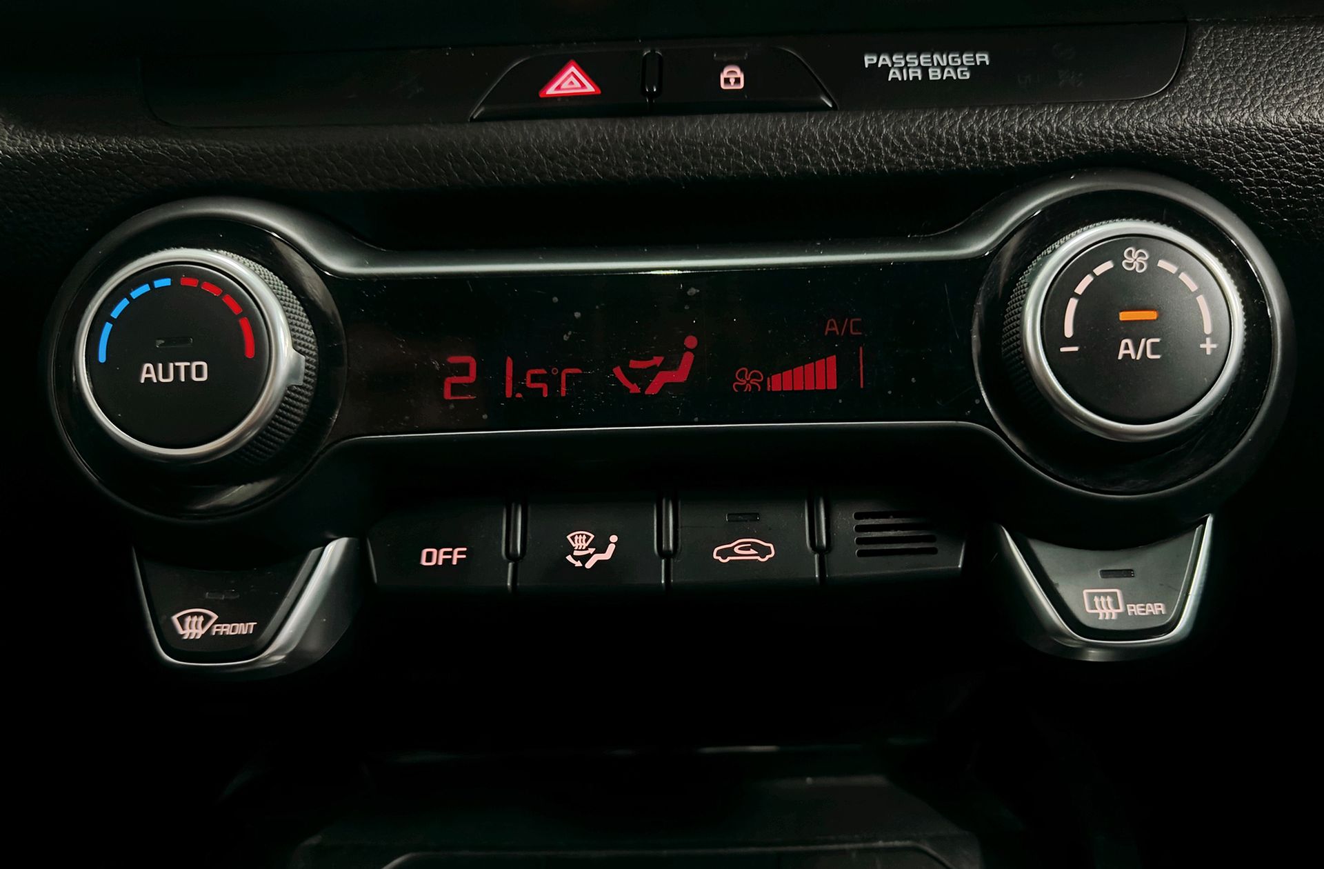 Kia Stonic 1.0 T-GDi MHEV Drive iMT - foto 29