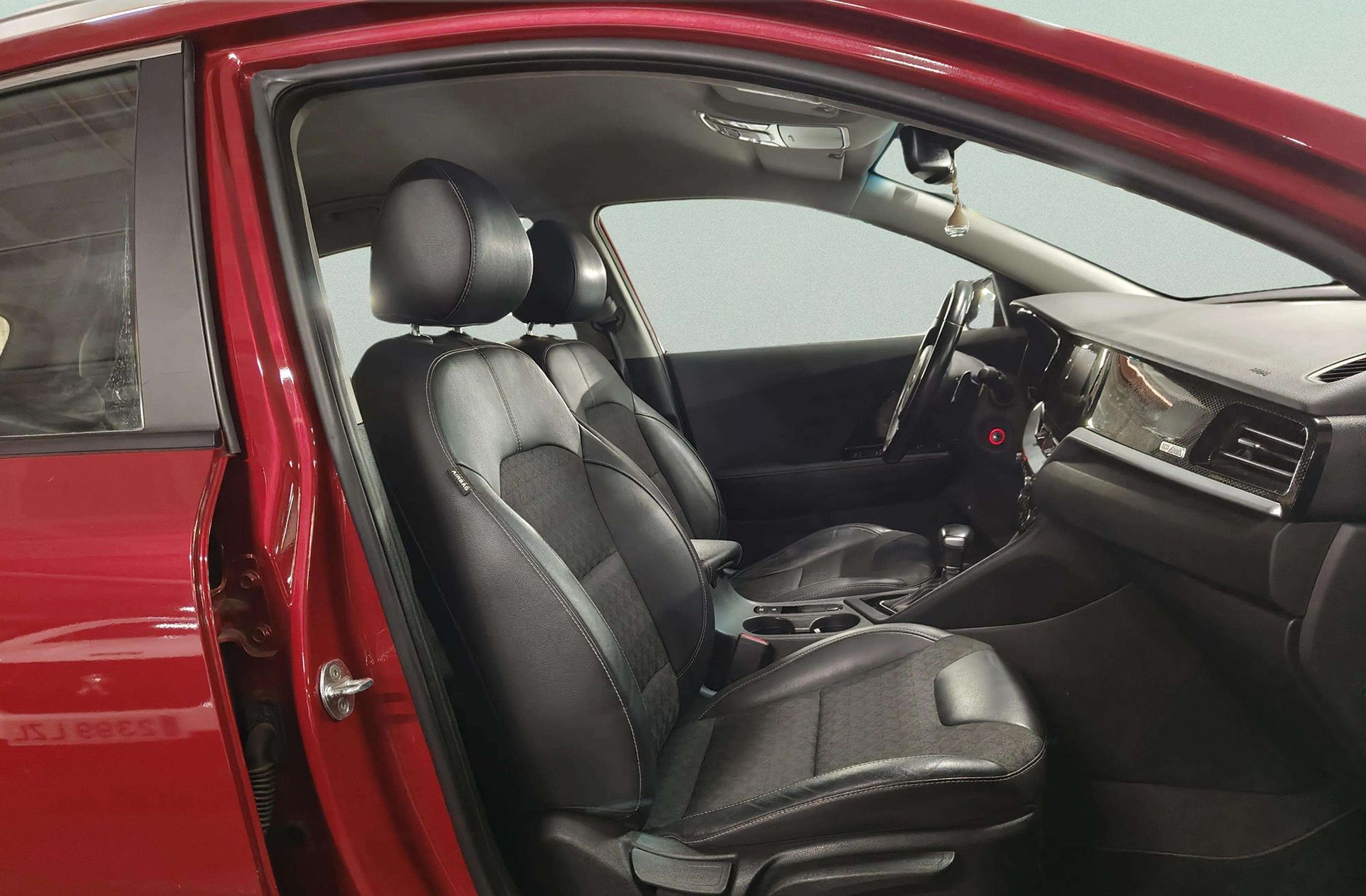 Kia Niro 1.6 GDi HEV Híbrido Drive - foto 19