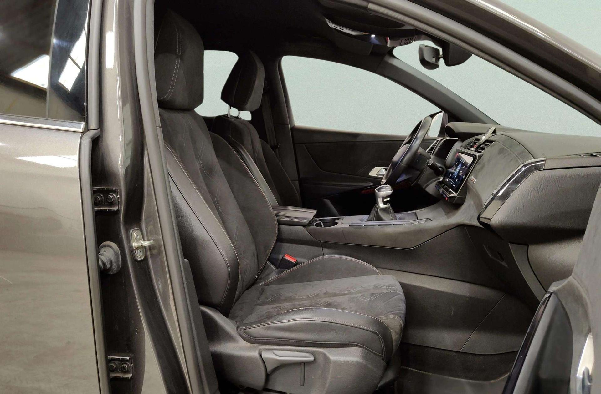 DS 7 Crossback BlueHDi 130 Performance Line - foto 20