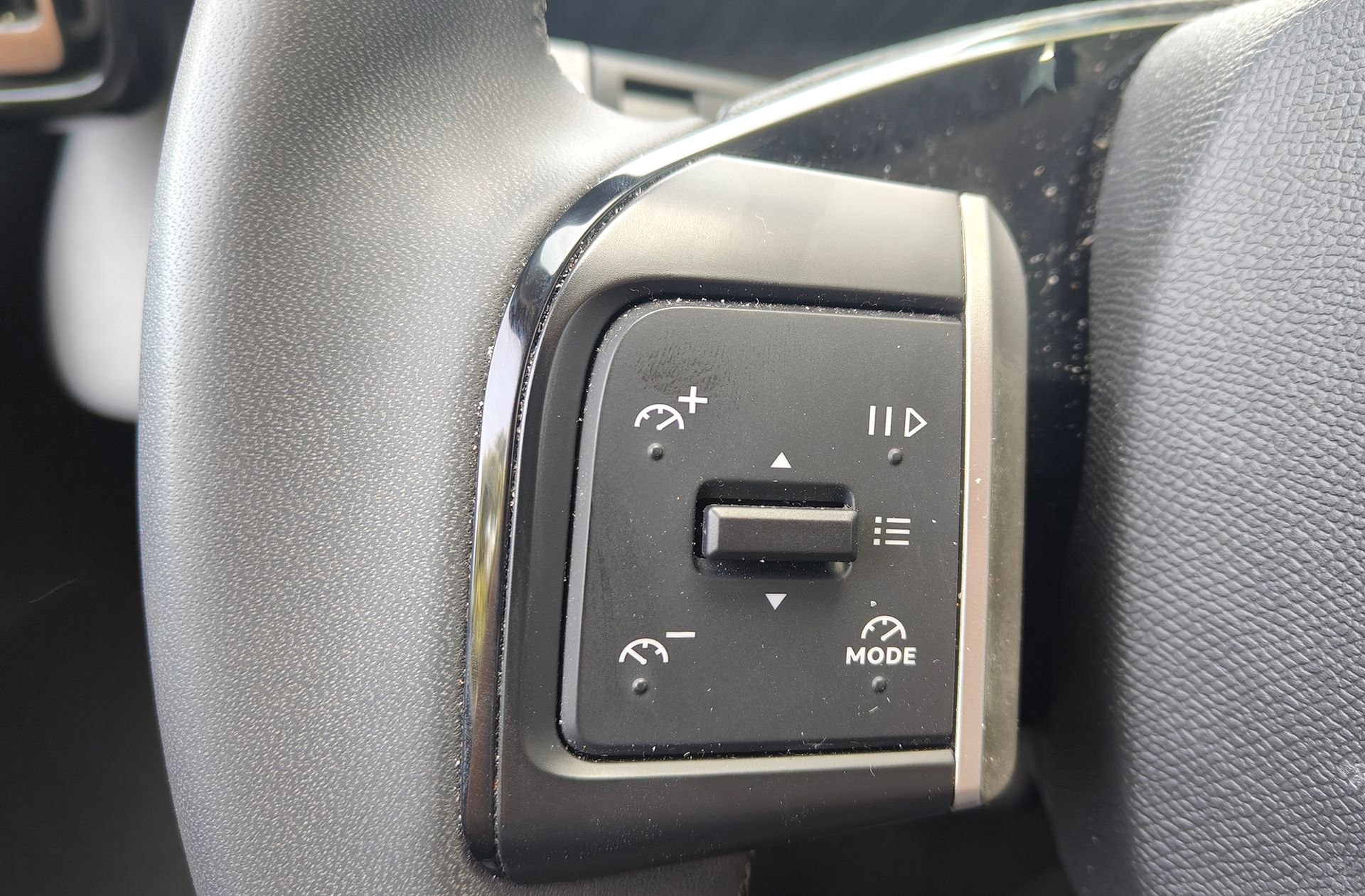 Citroën C3 Aircross Hybrid 145 Plus e-DCS6 - foto 23