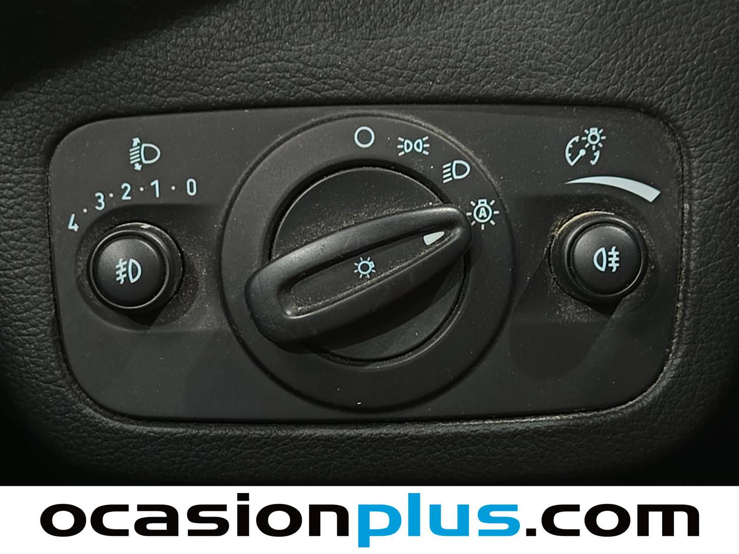 Extras y acabados del Ford Kuga Ford Kuga 1.6 EcoBoost S&S 4x2 Trend (150 CV)