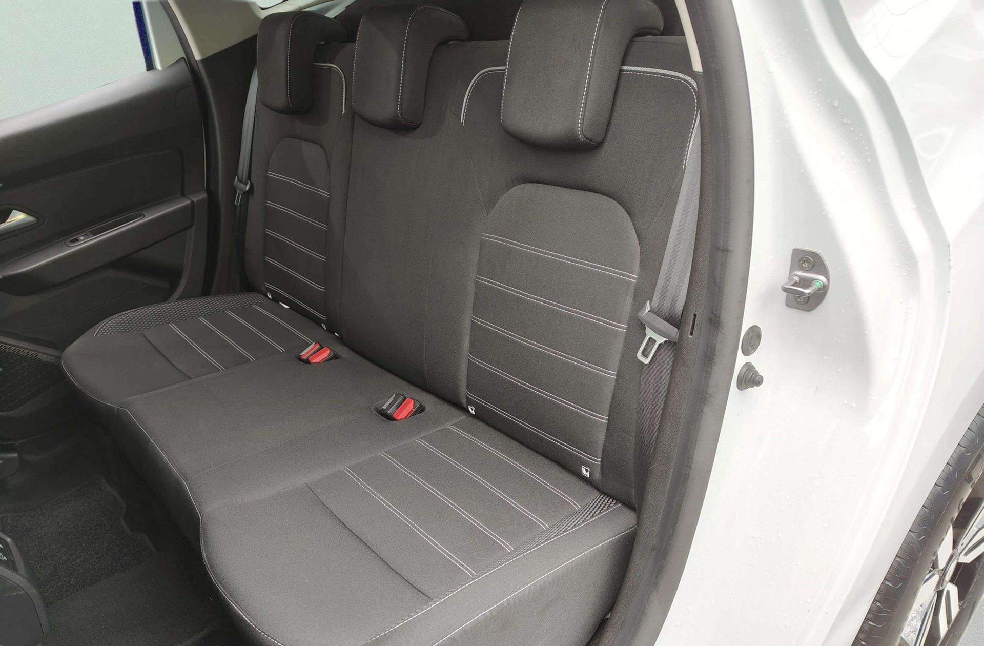 Dacia Duster Prestige TCe EDC - foto 12