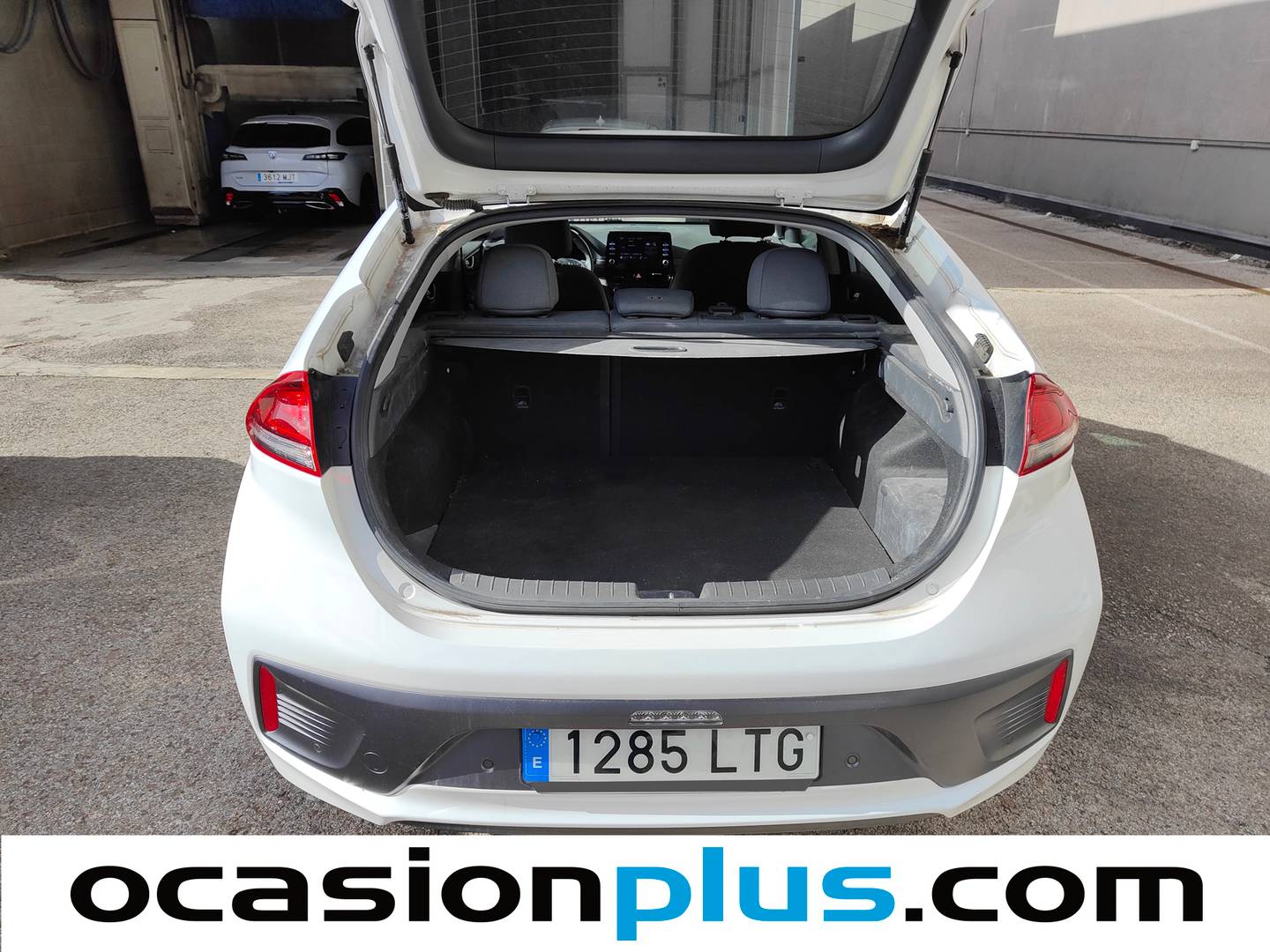 Foto Hyundai IONIQ Hyundai Ioniq 1.6 GDI PHEV Klass DCT (141 CV)