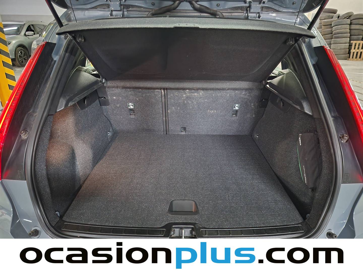 Fotos maletero Volvo XC40 Volvo XC40 T2 Momentum Core (129 CV)