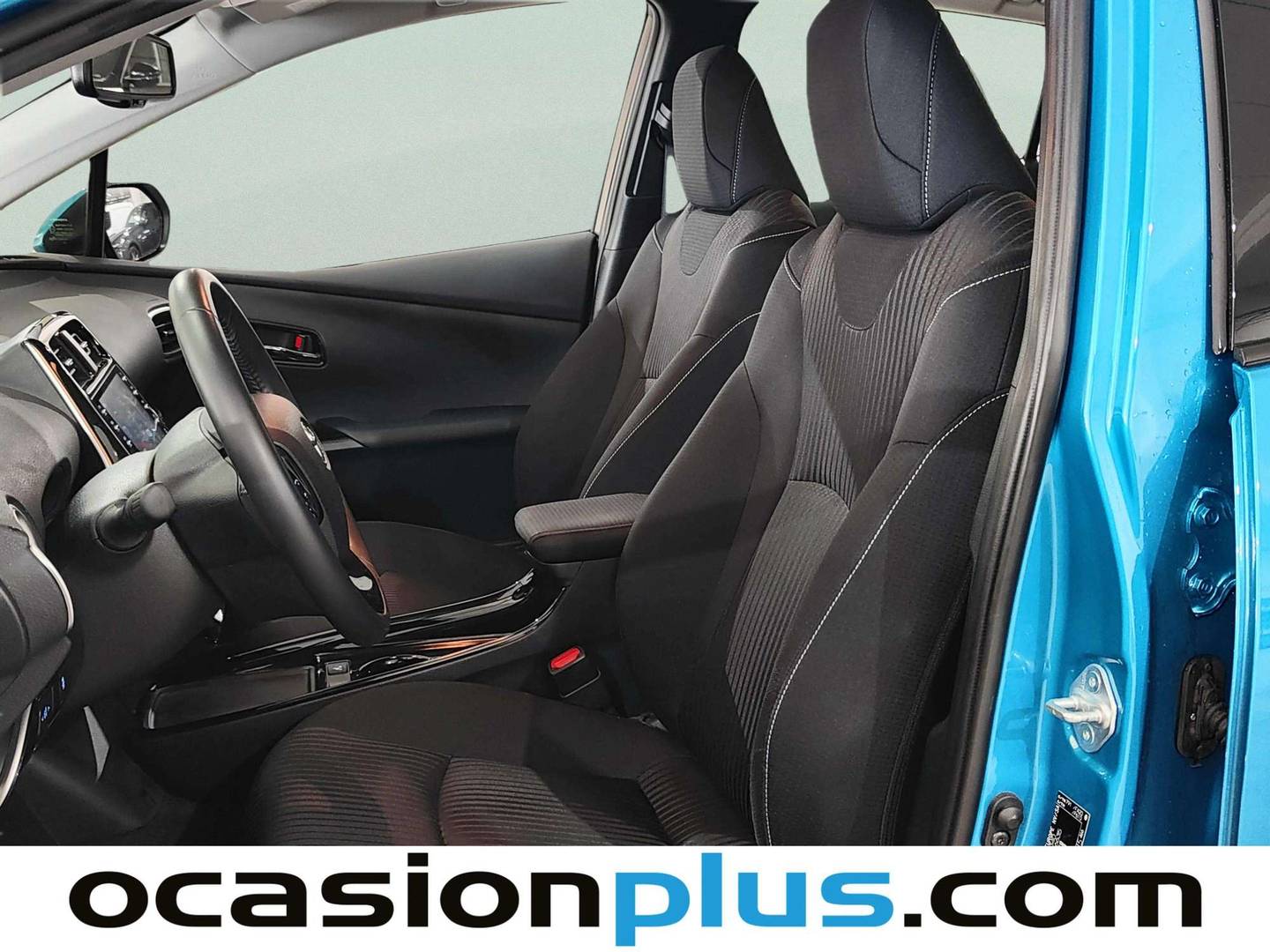 Foto asientos delanteros Toyota Prius Toyota Prius 125PH Plug-In Solar (122 CV)