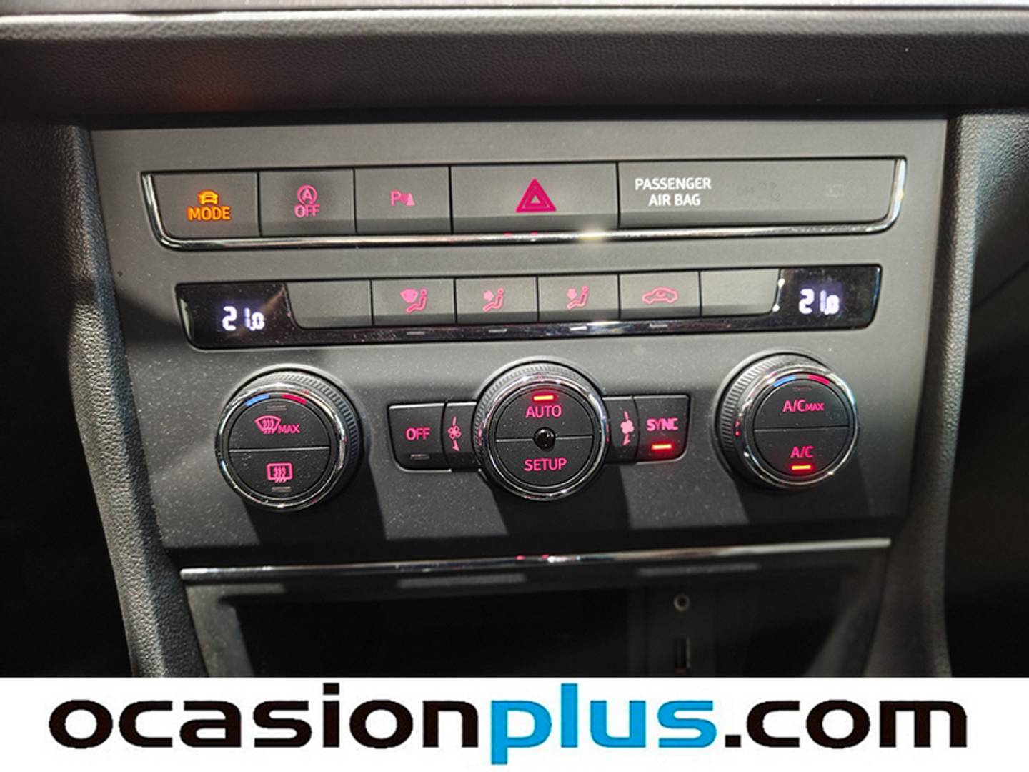 Foto Seat León SEAT León ST ST 2.0 TDI S&S FR DSG  (150 CV)