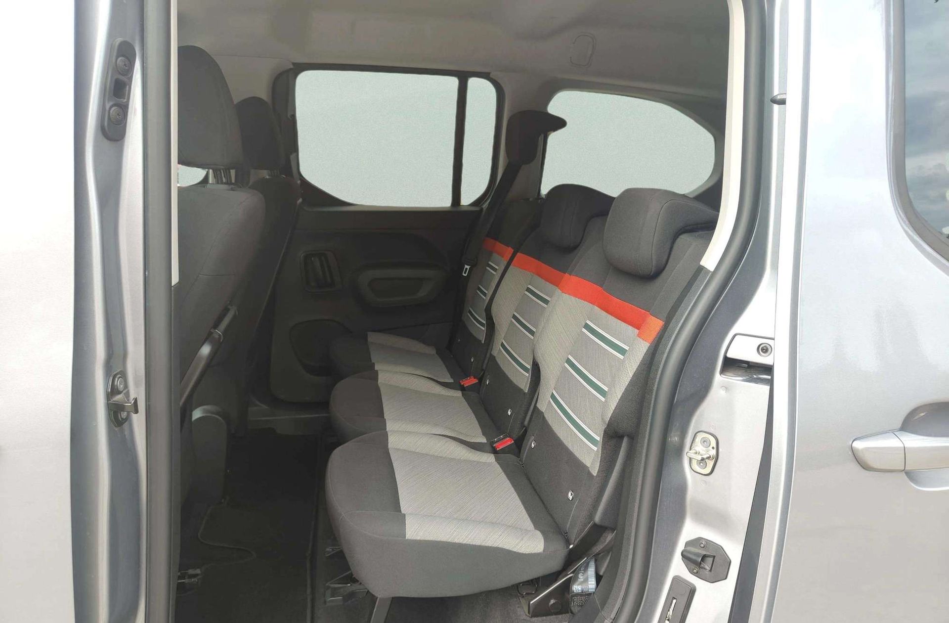 Citroën Berlingo BlueHDi 130 Talla XL Shine - foto 12