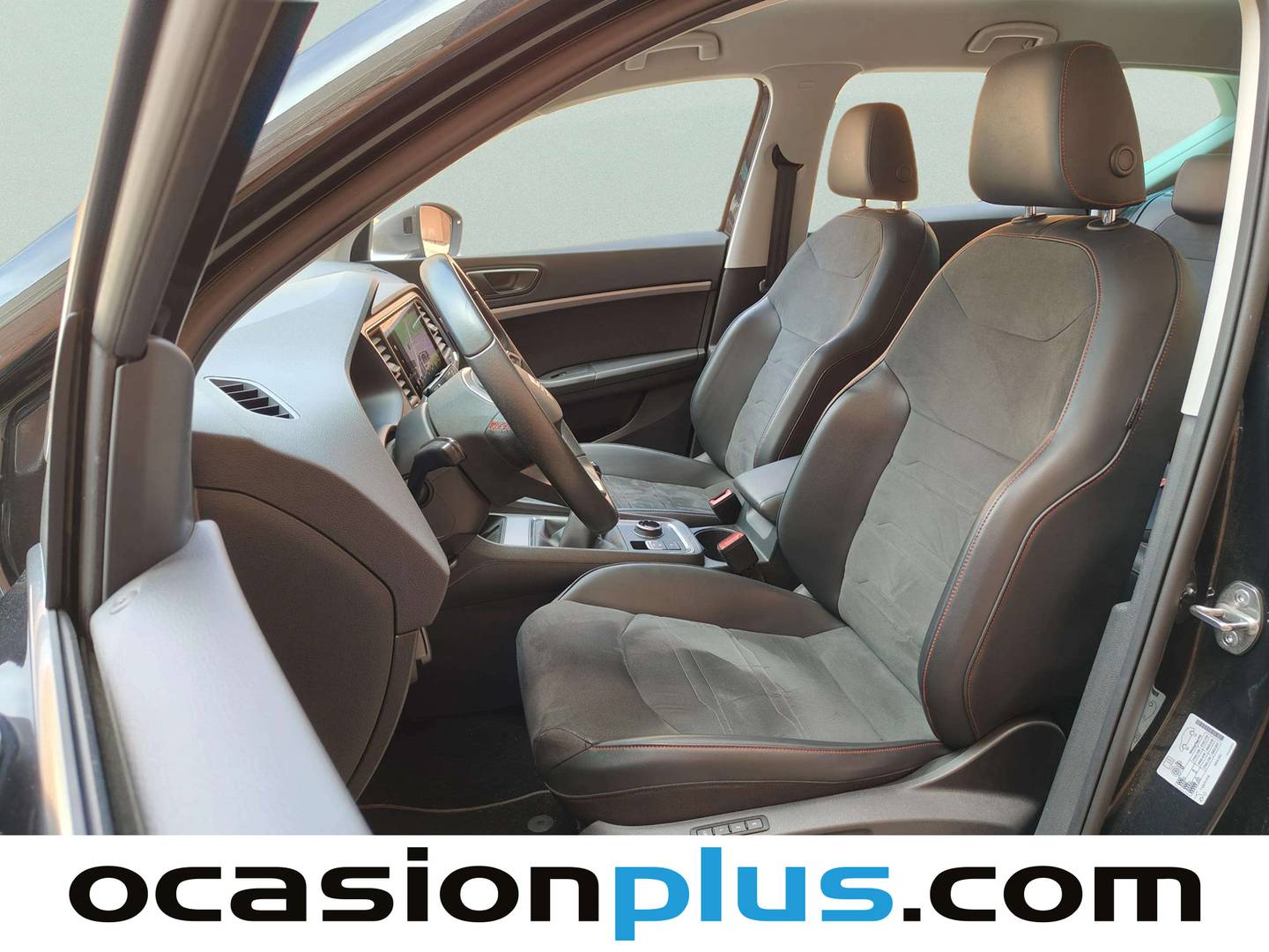 Foto asientos delanteros Seat Ateca Seat Ateca 1.5 TSI S&S FR Go (150 CV)
