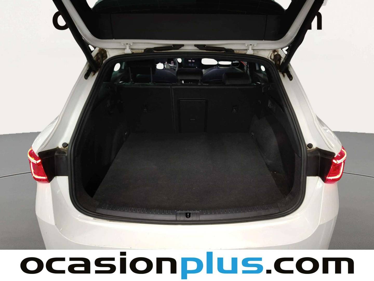 Fotos maletero Seat León Seat León ST 1.4 e-Hybrid S&S FR Go XL DSG (204 CV)