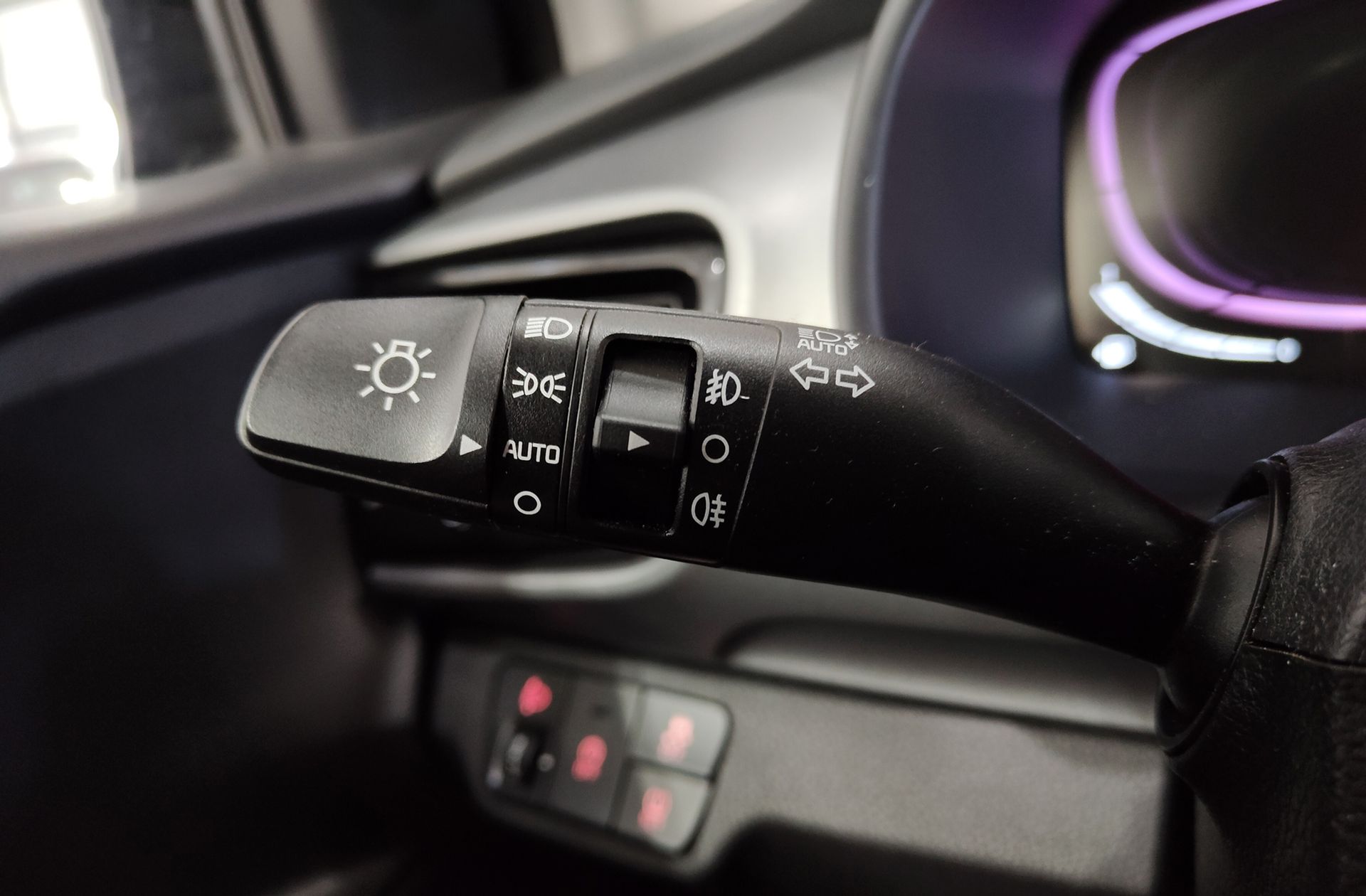 Kia Stonic 1.0 T-GDi Drive - foto 24