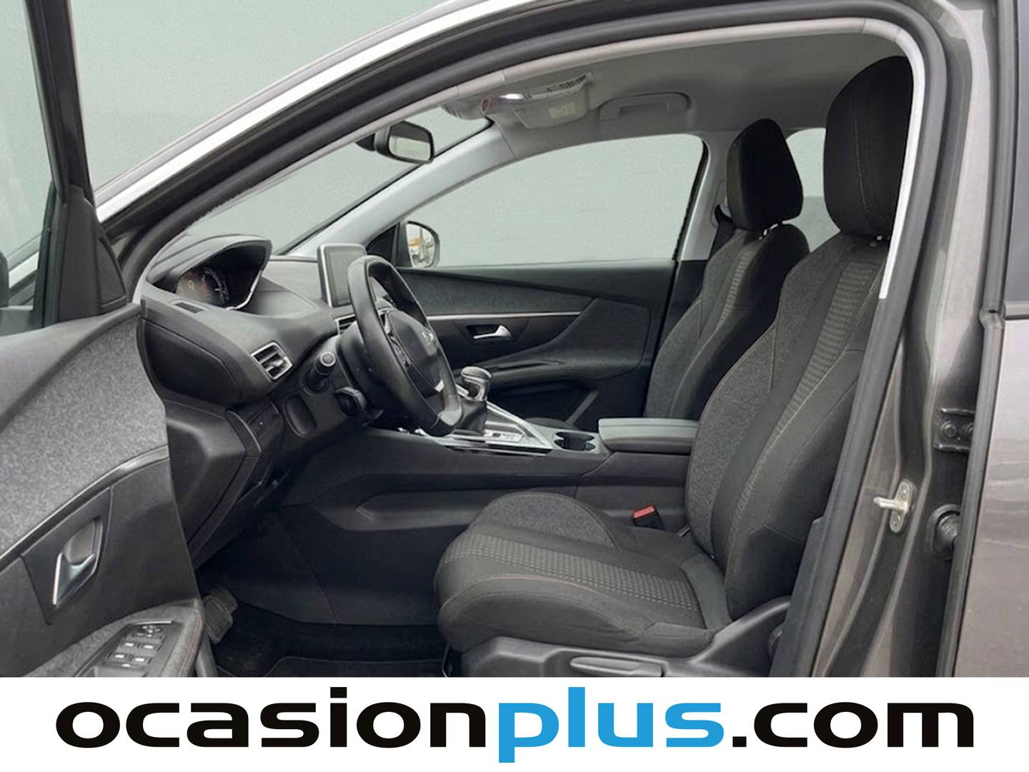Foto asientos delanteros Peugeot 5008 Peugeot 5008 1.6L BlueHDi S&S Active (120 CV) 7 Plazas
