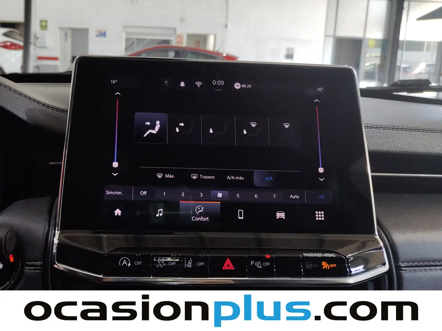 Foto Jeep Compass Jeep Compass 1.3 Gse T4  (130CV) Limited MT FWD