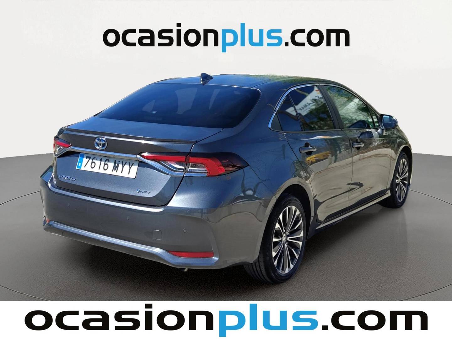 Foto trasera Toyota Corolla Toyota Corolla 140H Style (140 CV) derecha