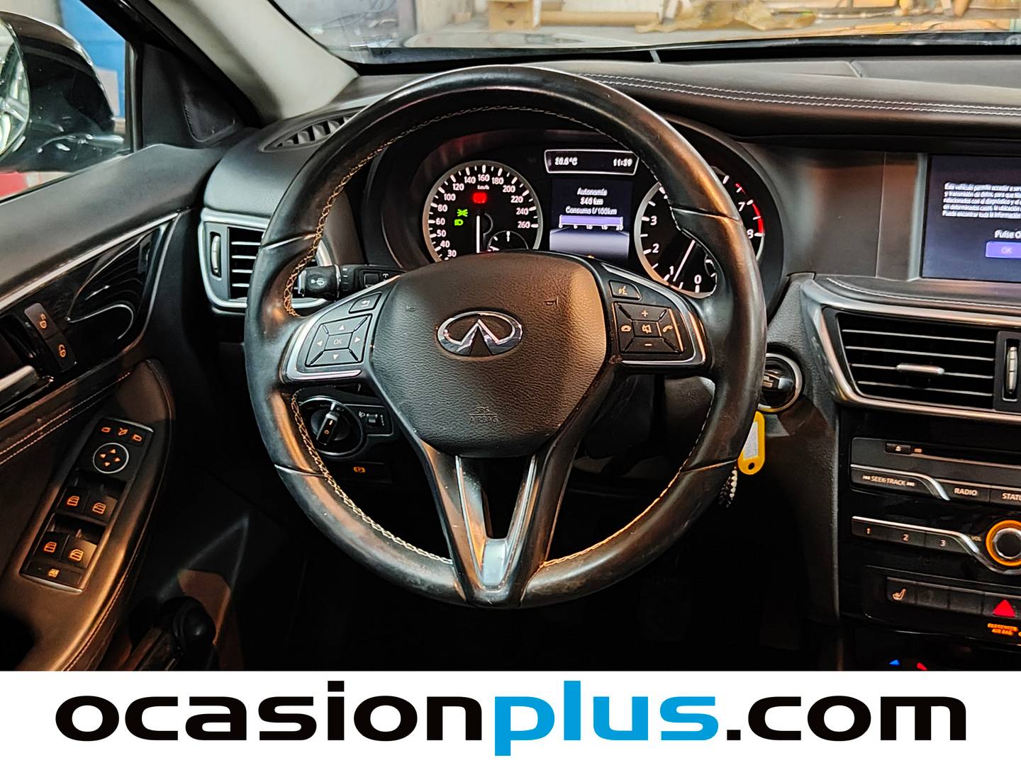 Infiniti Q30 Infiniti Q30 1.6T Premium (122 CV) manual