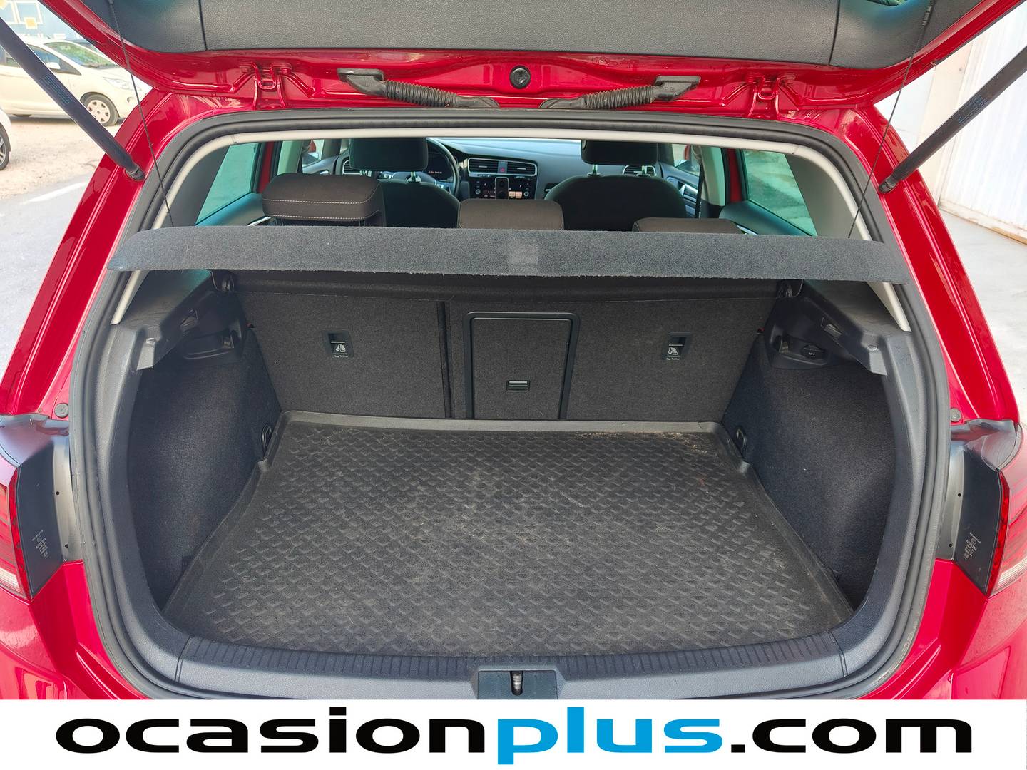 Fotos maletero Volkswagen Golf Volkswagen Golf 1.5 TSI Evo Sport (150 CV) Pack R-Line