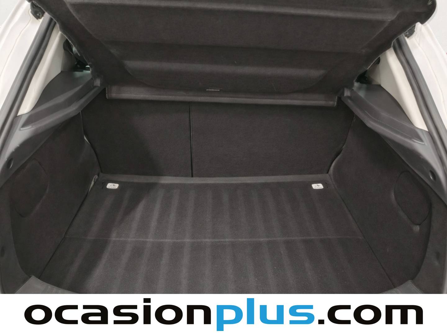 Fotos maletero Renault Mégane Renault Megane Limited dCi (95 CV)