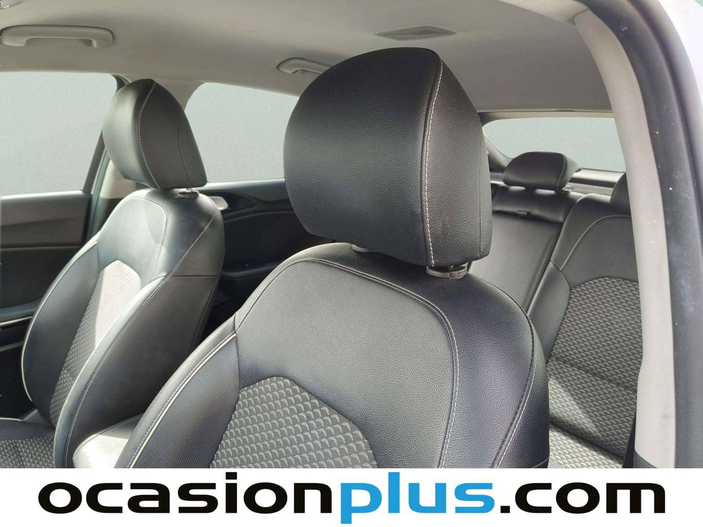 Extras y acabados del KIA XCeed Kia XCeed 1.0 T-GDi Tech (120 CV)