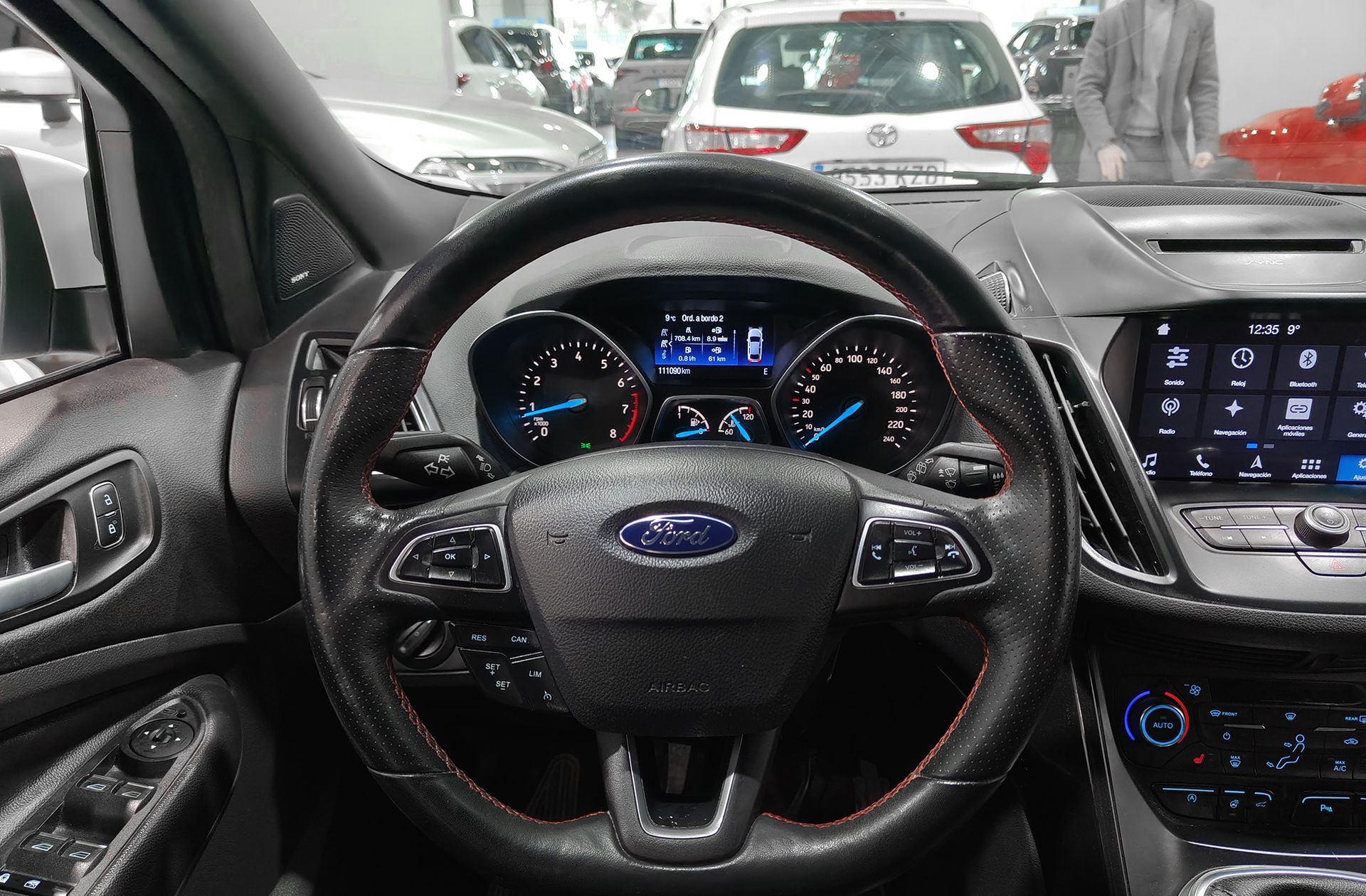Ford Kuga 1.5 EcoBoost ST-Line 4x2 - foto 25