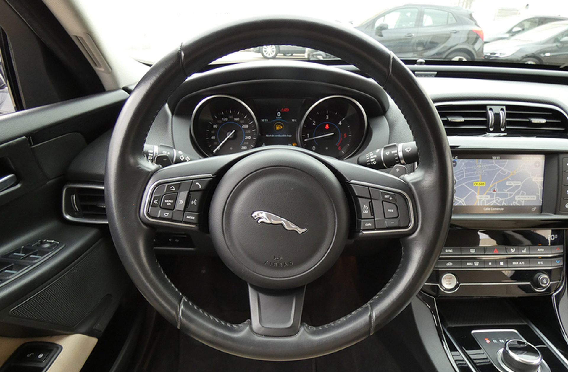 Jaguar XE 2.0 Diesel Pure RWD - foto 20