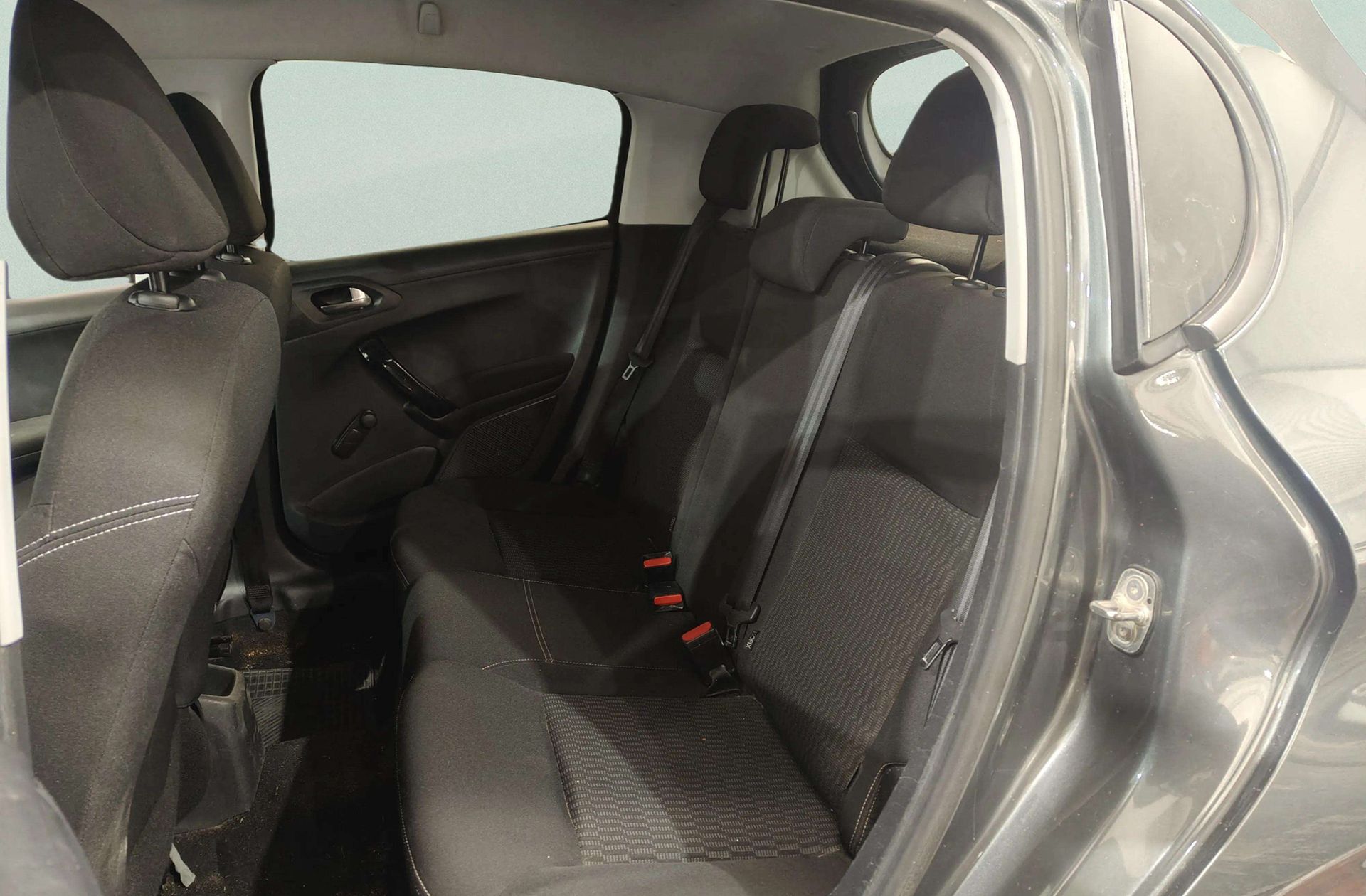 Peugeot 208 Style BlueHDi - foto 10