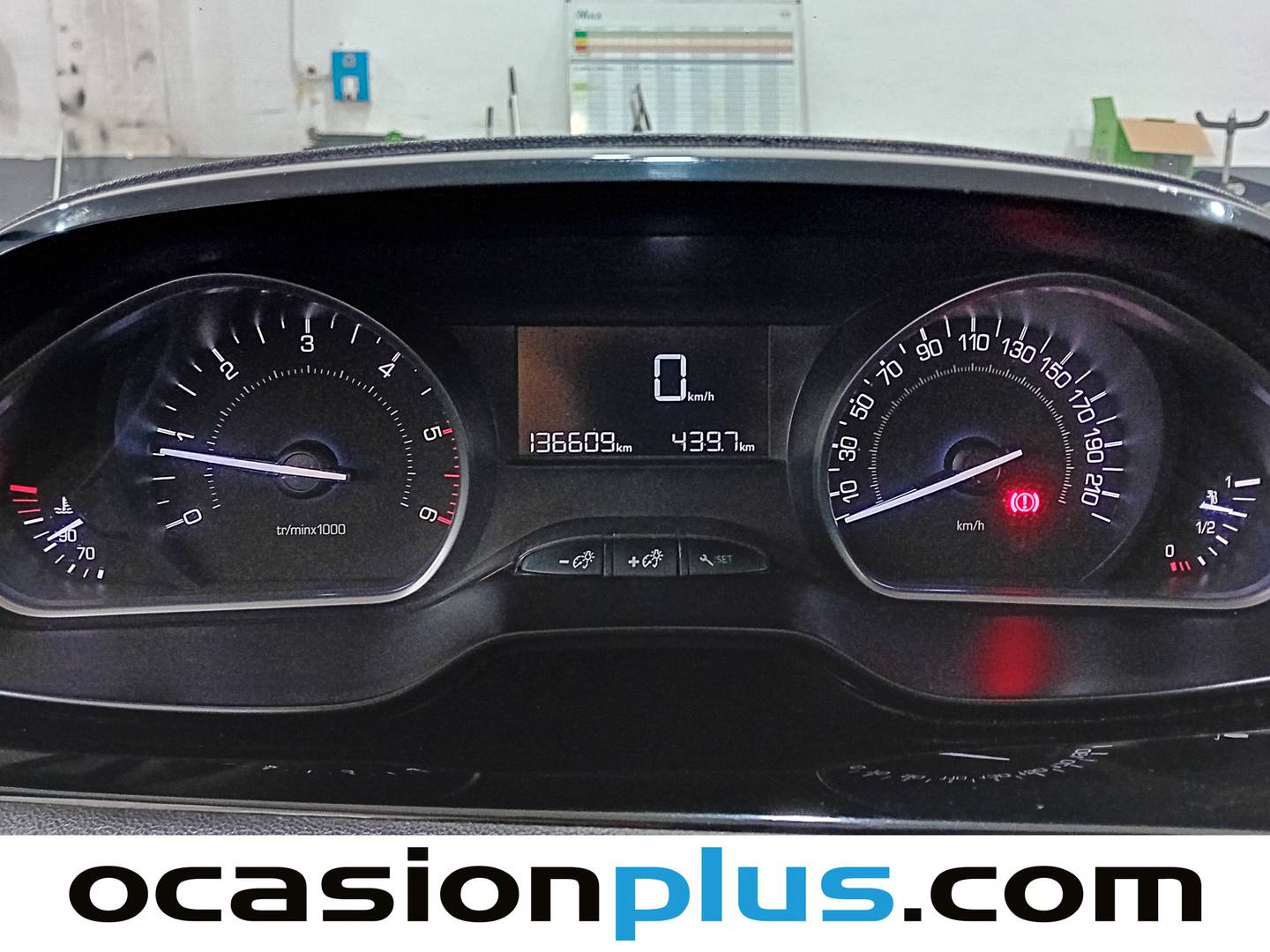 Peugeot 208 Peugeot 208 1.6 BlueHDI Active (75 CV) 2018