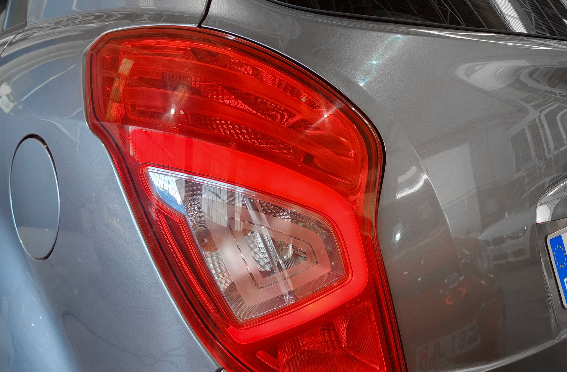 SsangYong Korando D20T Limited 4x2 - foto 16