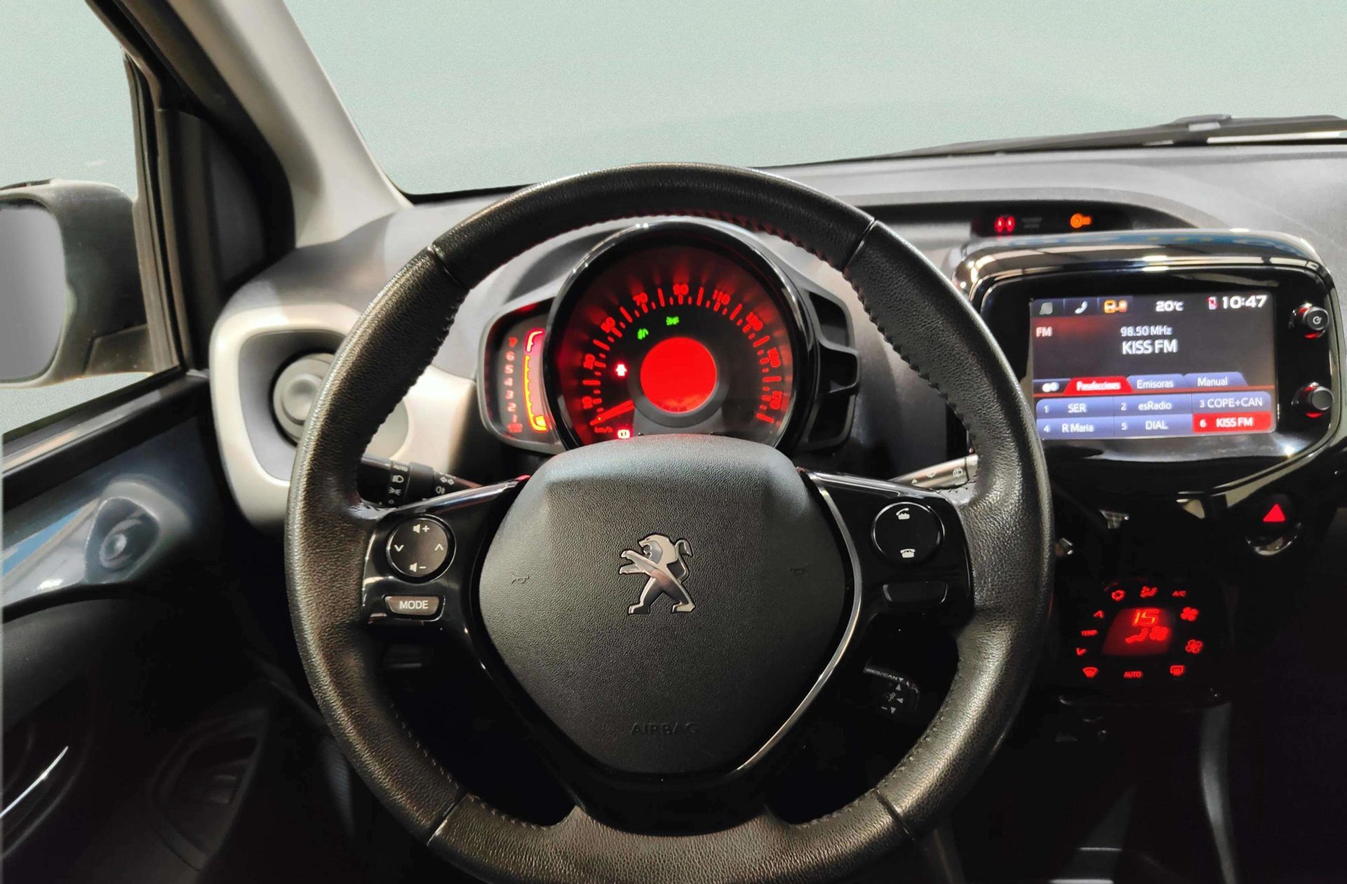 Peugeot 108 1.2 PureTech Allure - foto 17