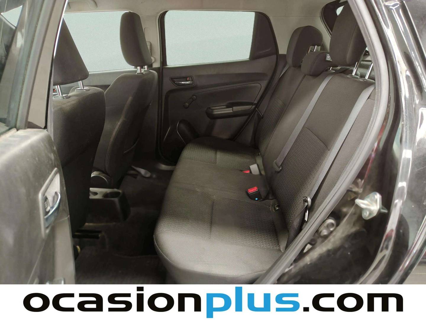 Foto asientos traseros Suzuki Swift Suzuki Swift 1.2 GLE Mild Hybrid (83 CV)