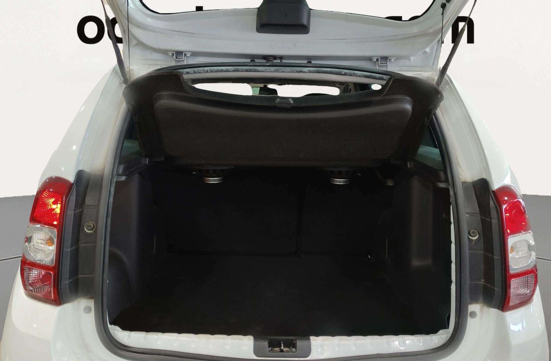 Dacia Duster Laureate dCi - foto 12