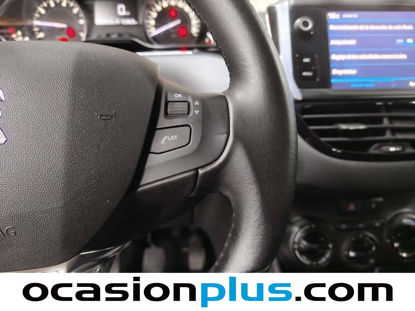 Peugeot 208 Peugeot 208 PureTech Signature  (82 CV) 82cv