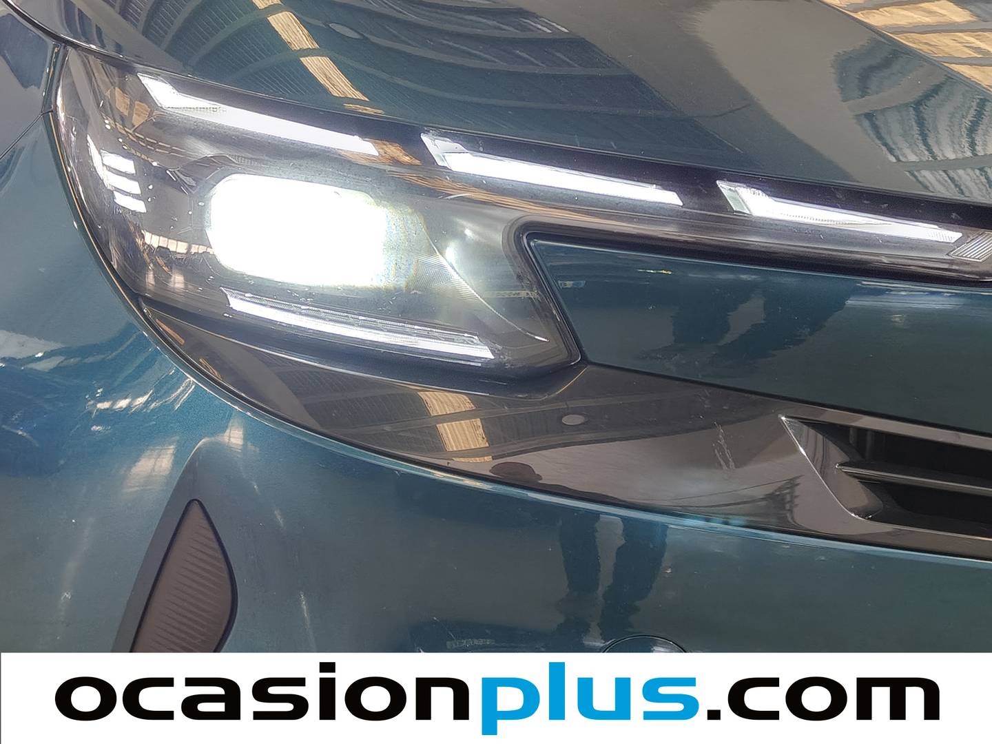 Foto Alfa Romeo Junior Alfa Romeo Junior 1.2 Ibrida Speciale Auto (136 CV)