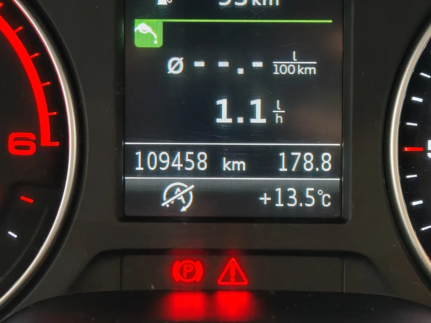 Foto Audi Q2 Audi Q2 Advanced 30 TDI 85 kW (116 CV)