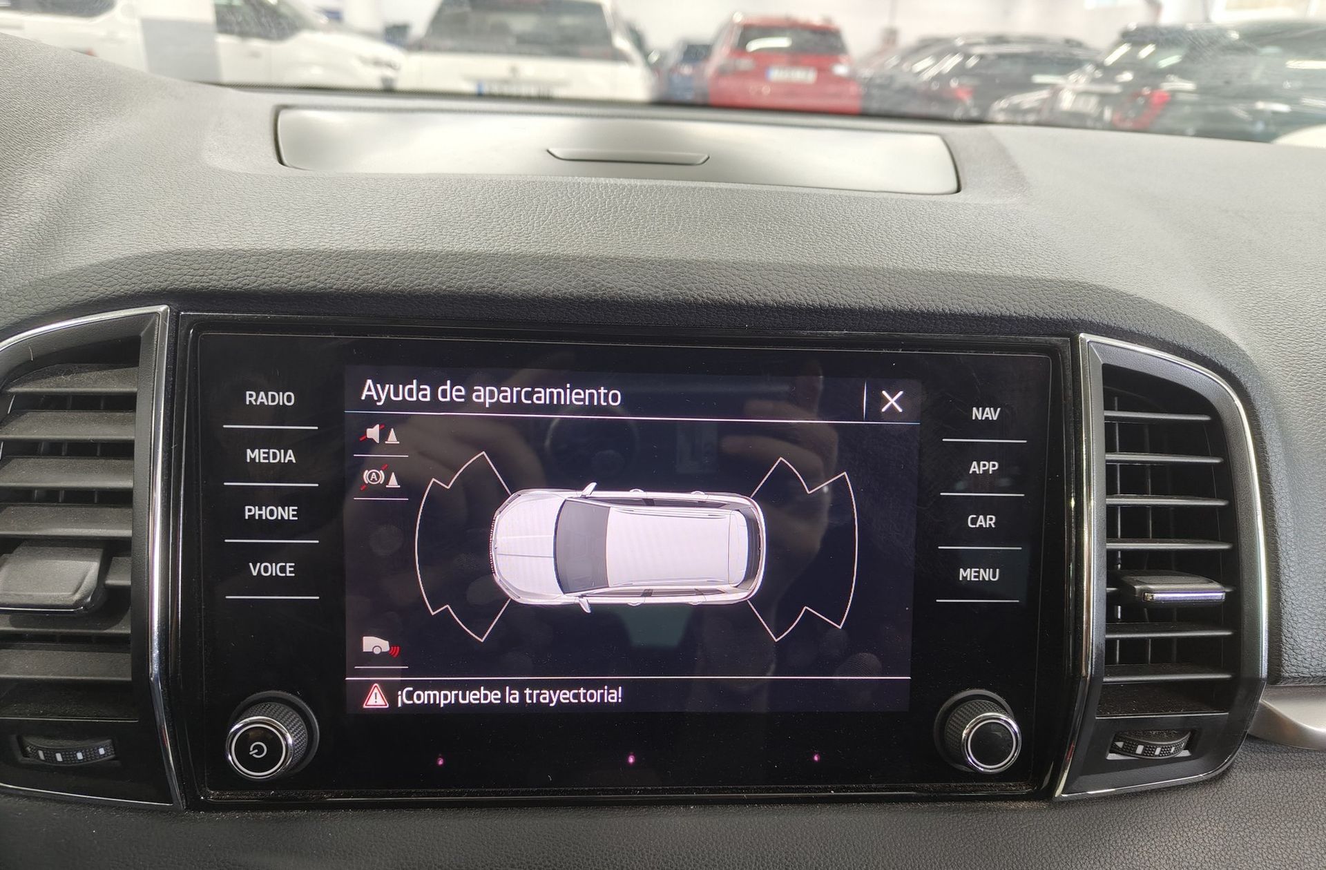 Škoda Karoq 2.0 TDI Selection - foto 9