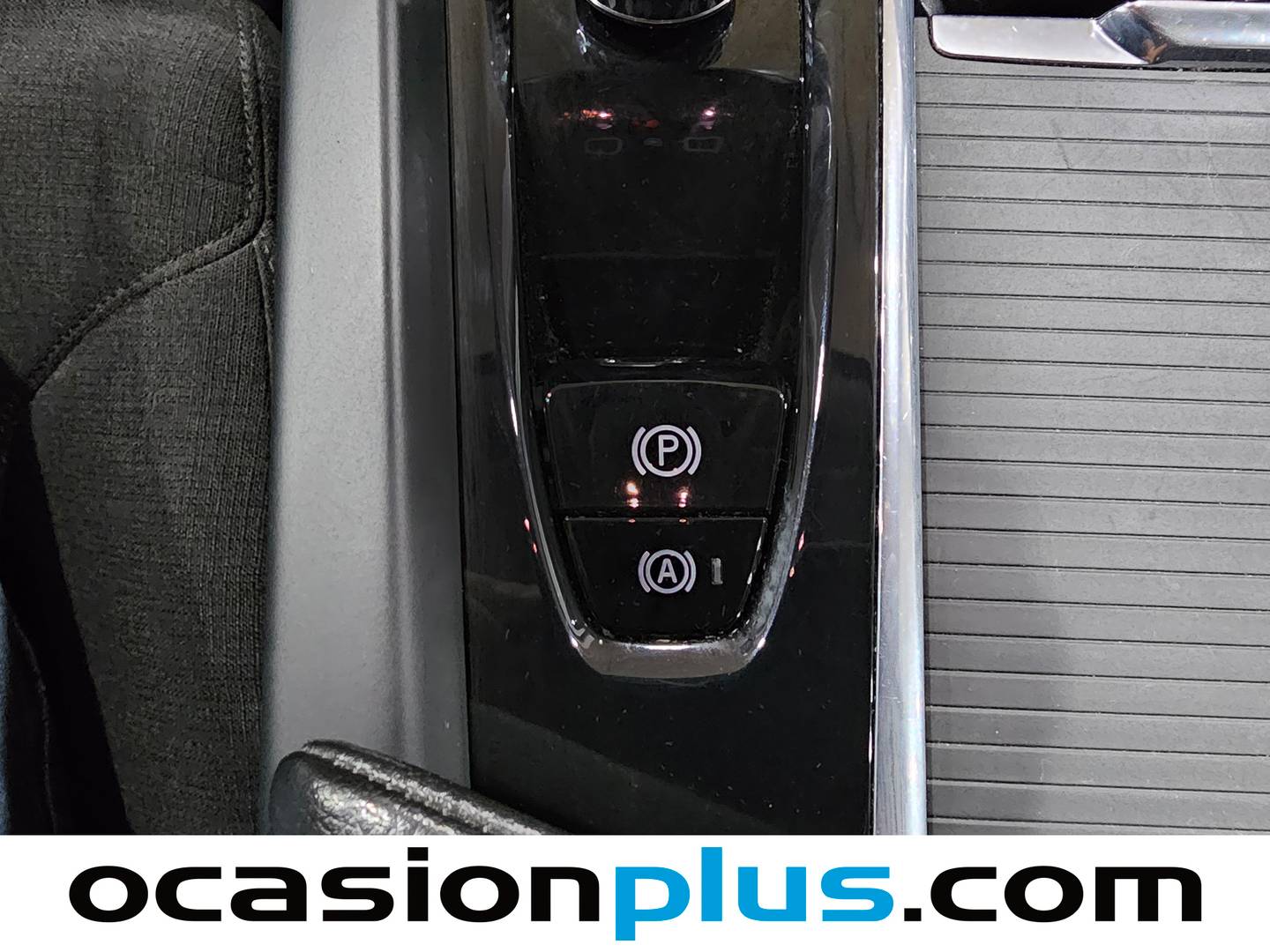 Volvo XC60 Volvo XC60 D Momentum Pro Auto (197 CV) automático