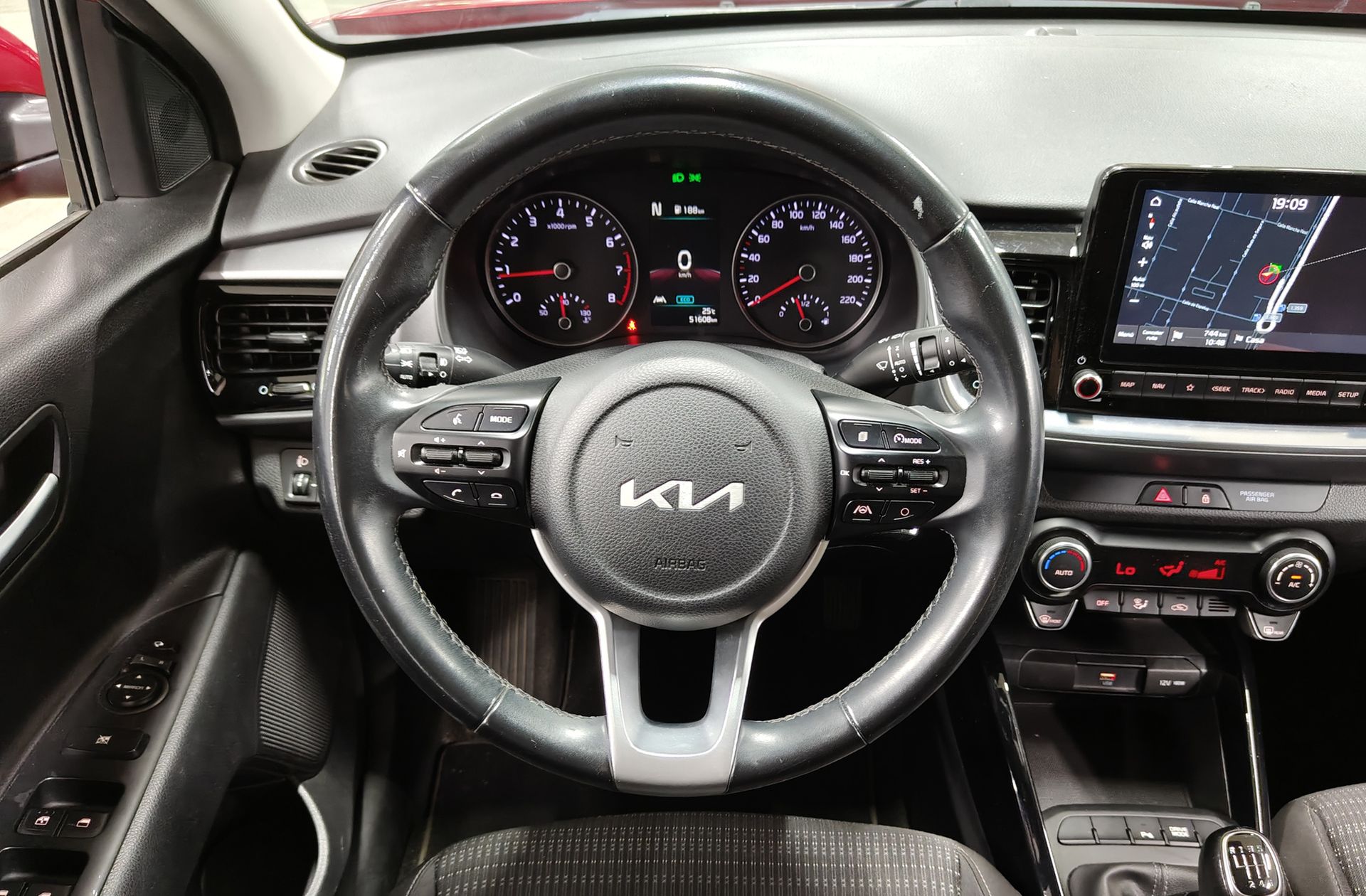 Kia Stonic 1.0 T-GDi MHEV Drive iMT - foto 21