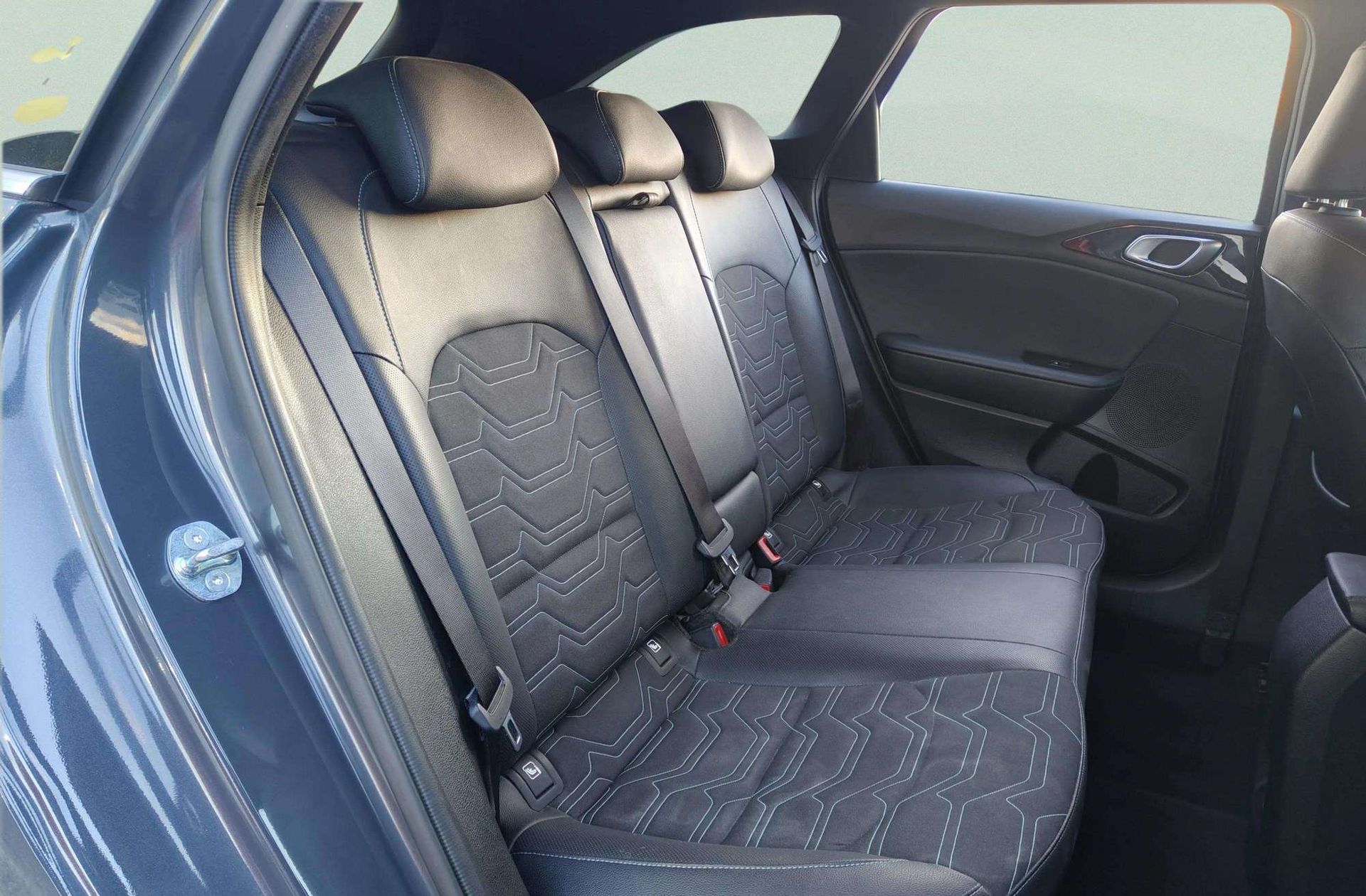 Kia Ceed 1.0 MHEV Style Edition DCT - foto 21