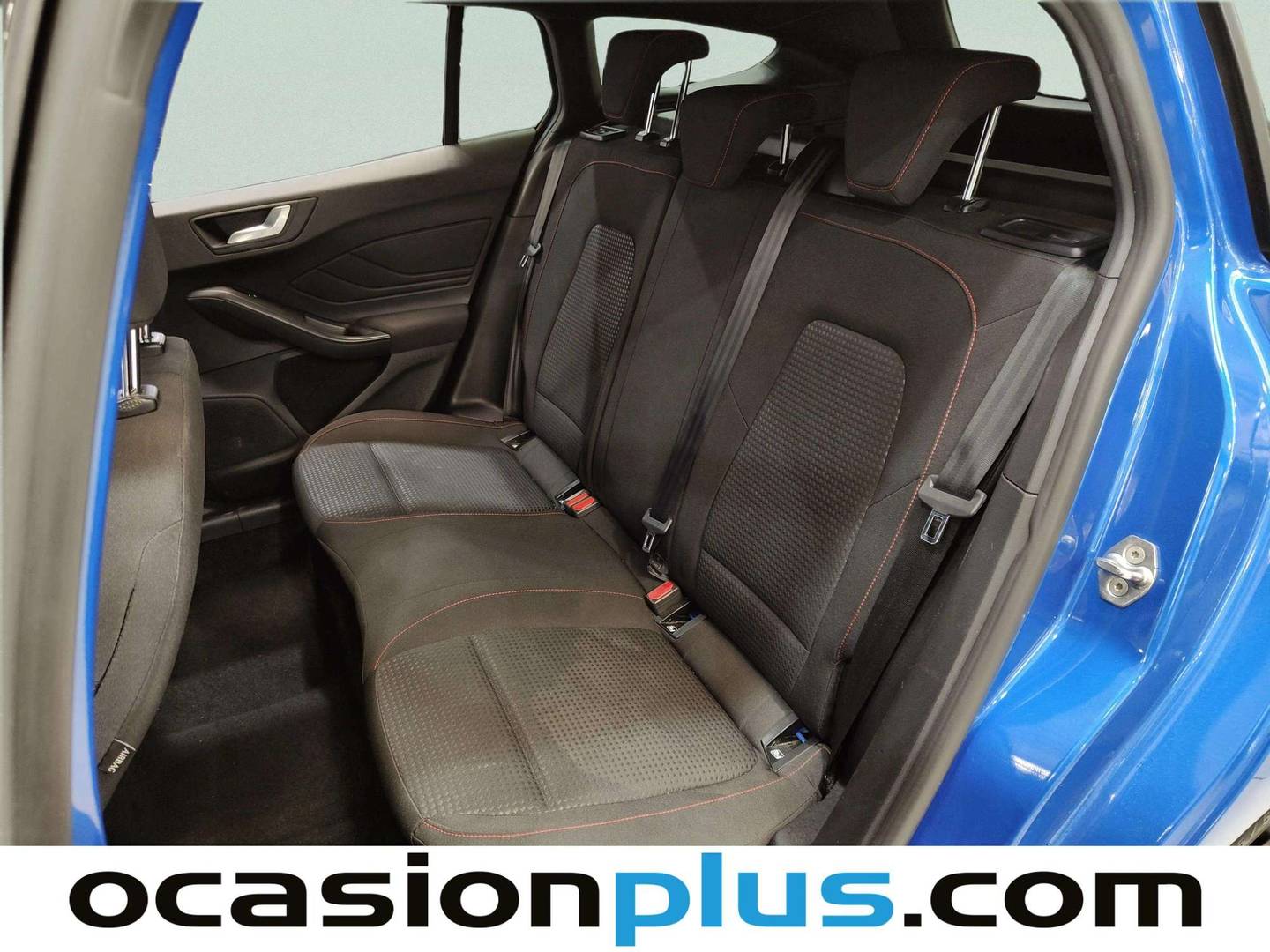 Foto asientos traseros Ford Focus Ford Focus 1.0 Ecoboost MHEV ST-Line Auto (155 CV)