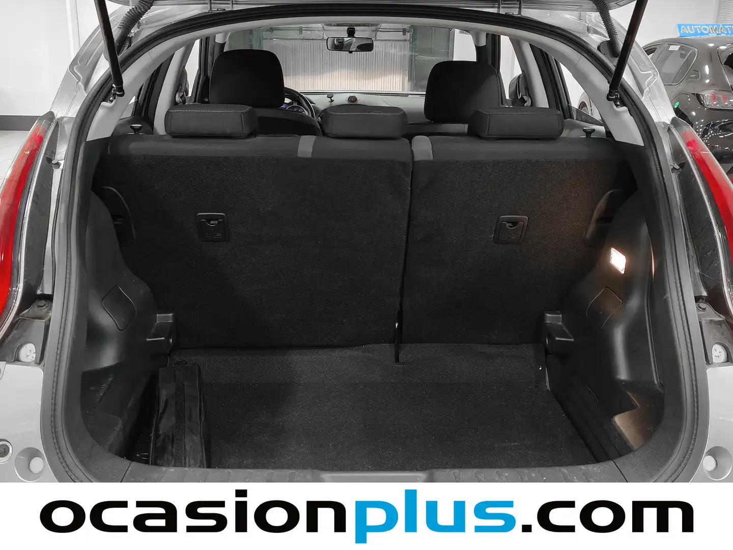 Foto Nissan JUKE Nissan Juke 1.6i Visia  (112 CV)