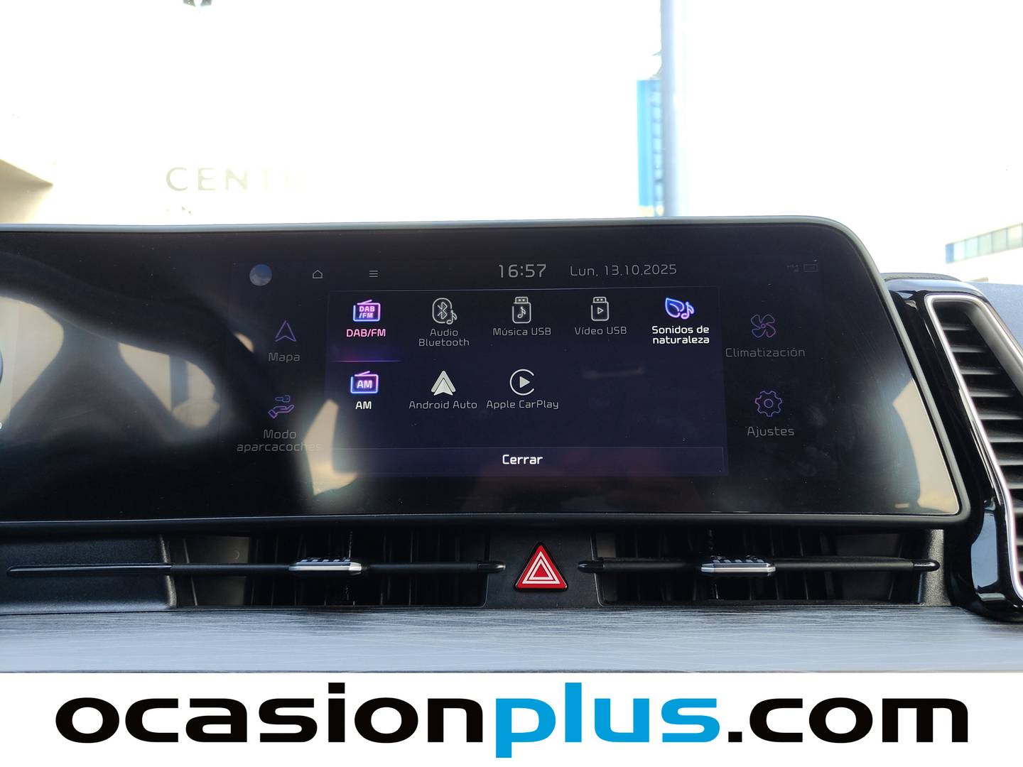 Foto KIA Sportage Kia Sportage 1.6 CRDi MHEV Business 4x2 (136 CV)