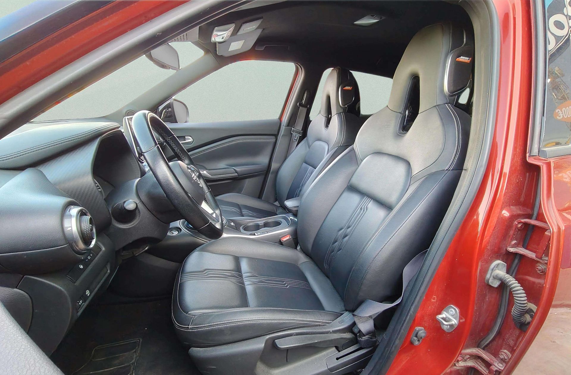 Nissan Juke DIG-T Tekna - foto 11